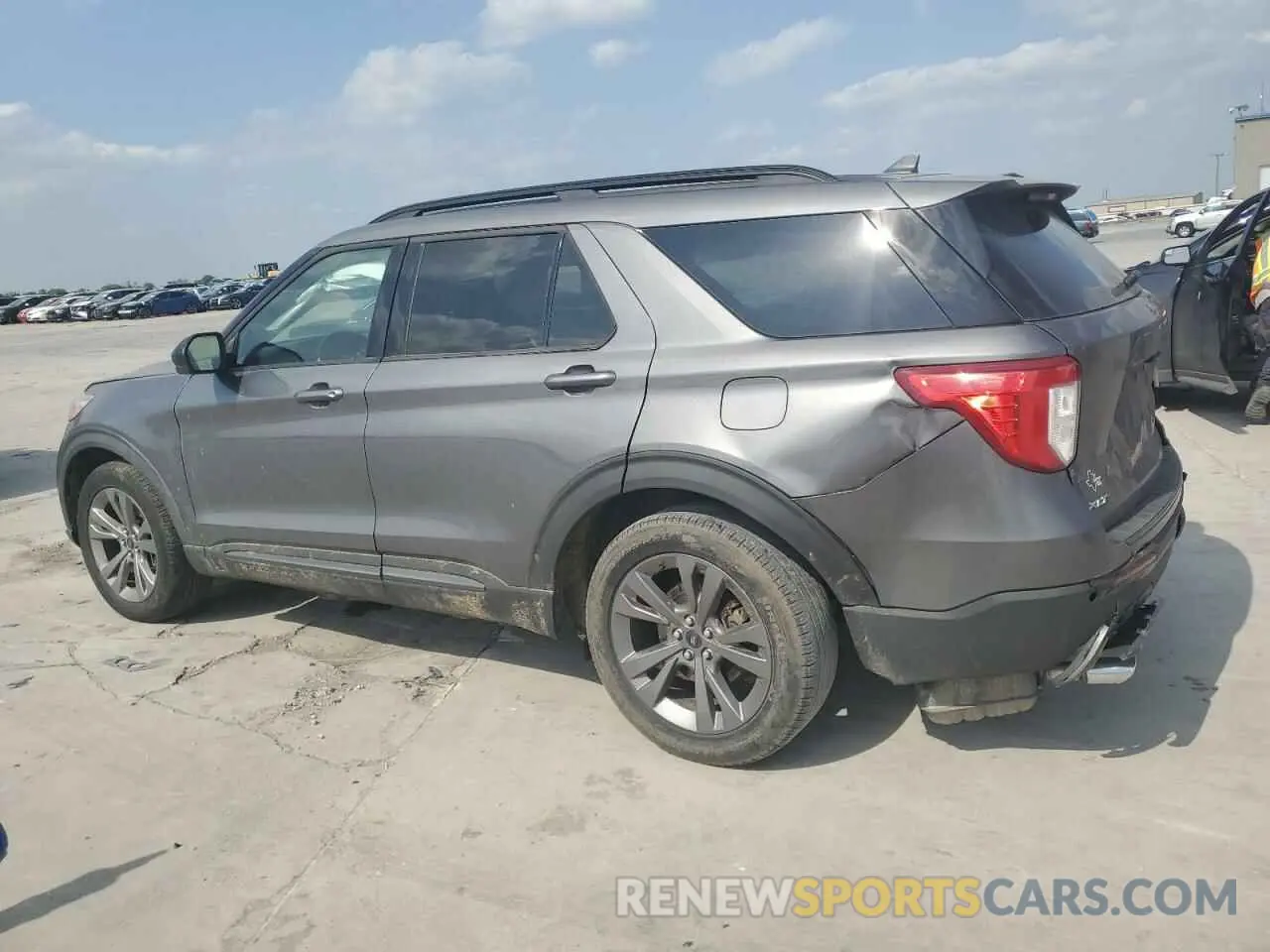 3 Photograph of a damaged car 1FMSK7DH8NGB34292 FORD EXPLORER 2022