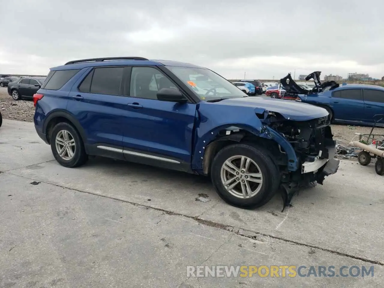 4 Photograph of a damaged car 1FMSK7DH9NGA81828 FORD EXPLORER 2022