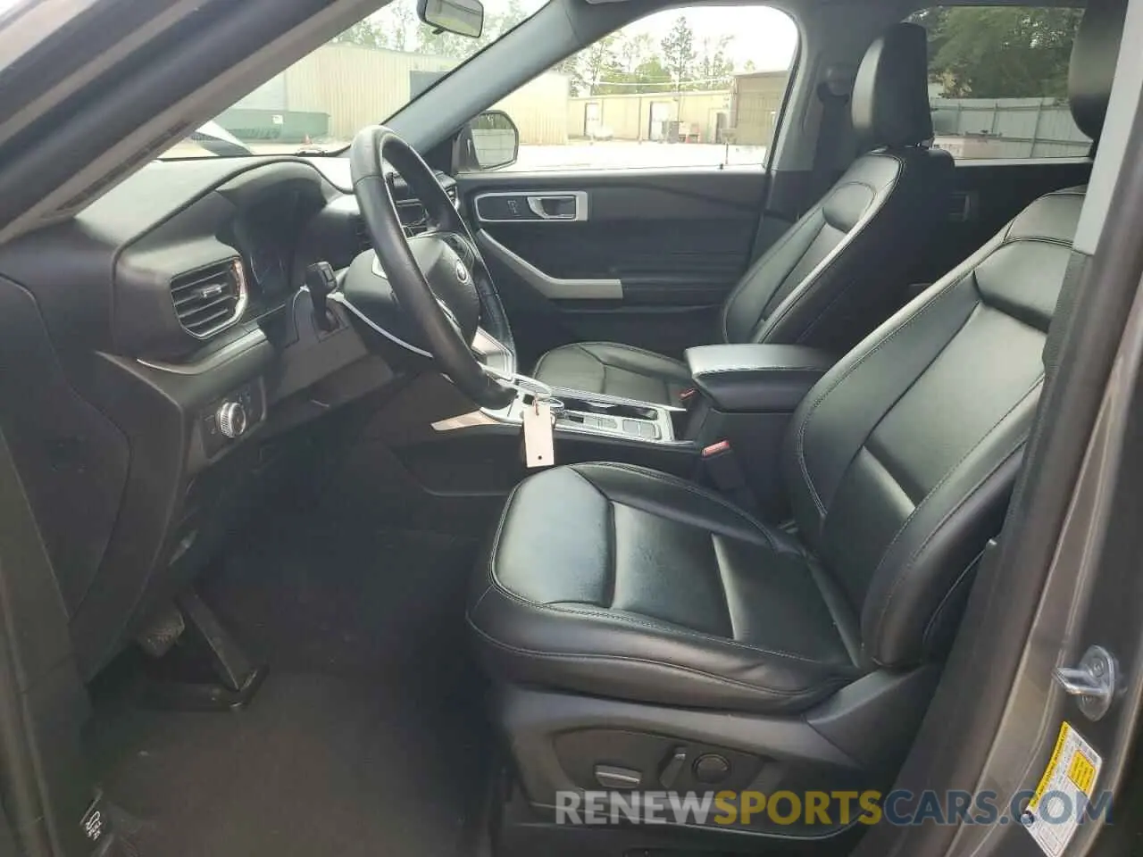 7 Photograph of a damaged car 1FMSK7DH9NGB64322 FORD EXPLORER 2022