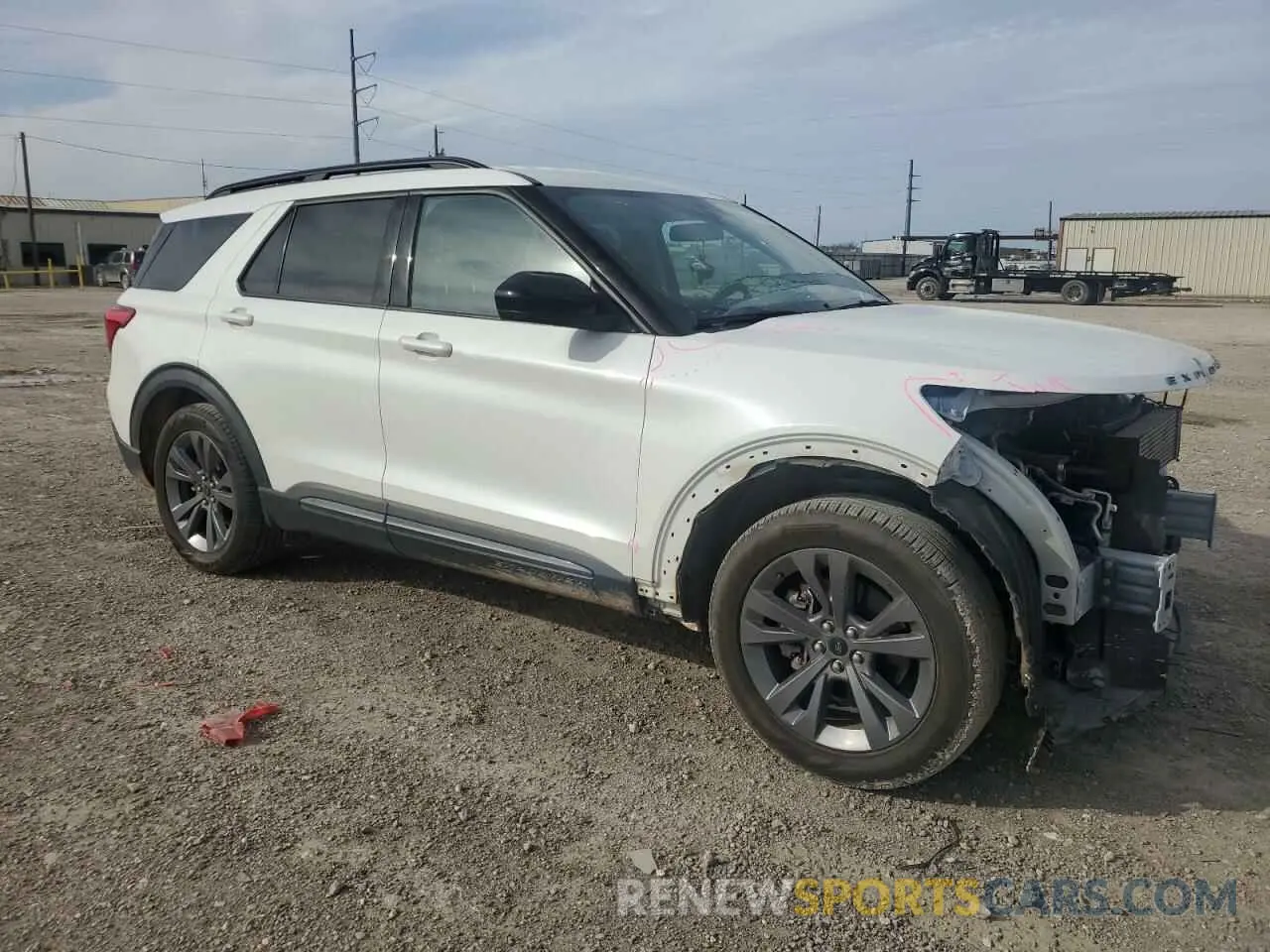 4 Photograph of a damaged car 1FMSK7DHXNGA19113 FORD EXPLORER 2022