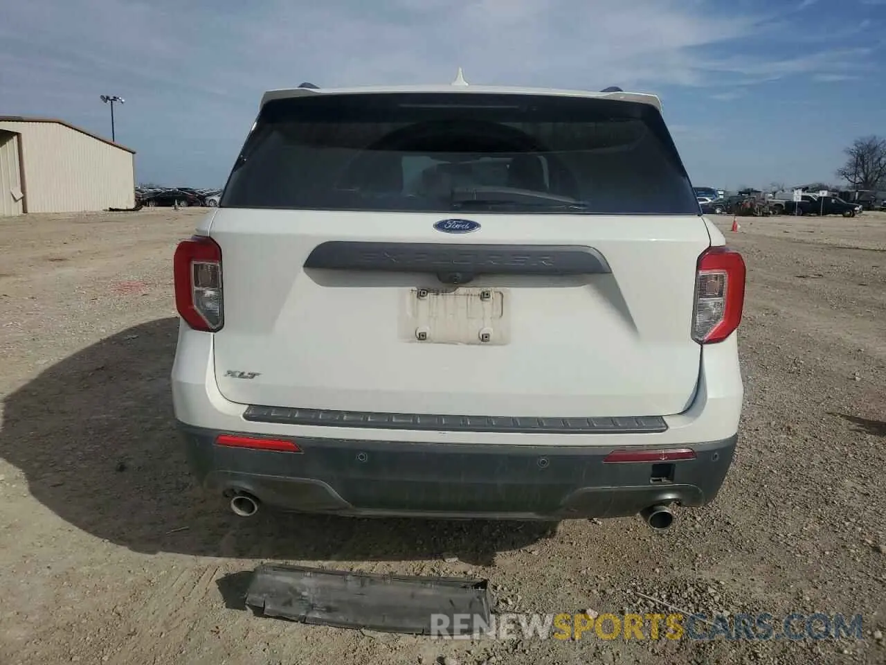 6 Photograph of a damaged car 1FMSK7DHXNGA19113 FORD EXPLORER 2022