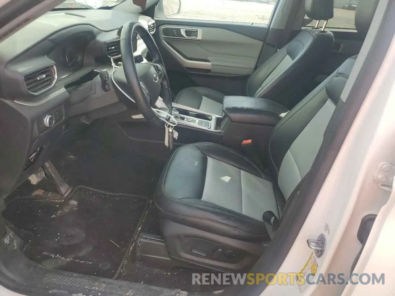 7 Photograph of a damaged car 1FMSK7DHXNGA19113 FORD EXPLORER 2022