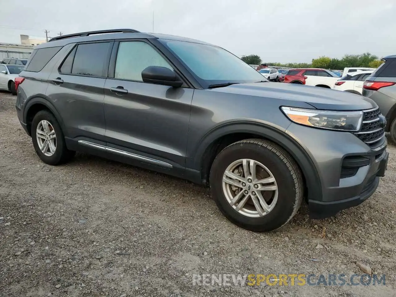 4 Photograph of a damaged car 1FMSK7DHXNGA20715 FORD EXPLORER 2022