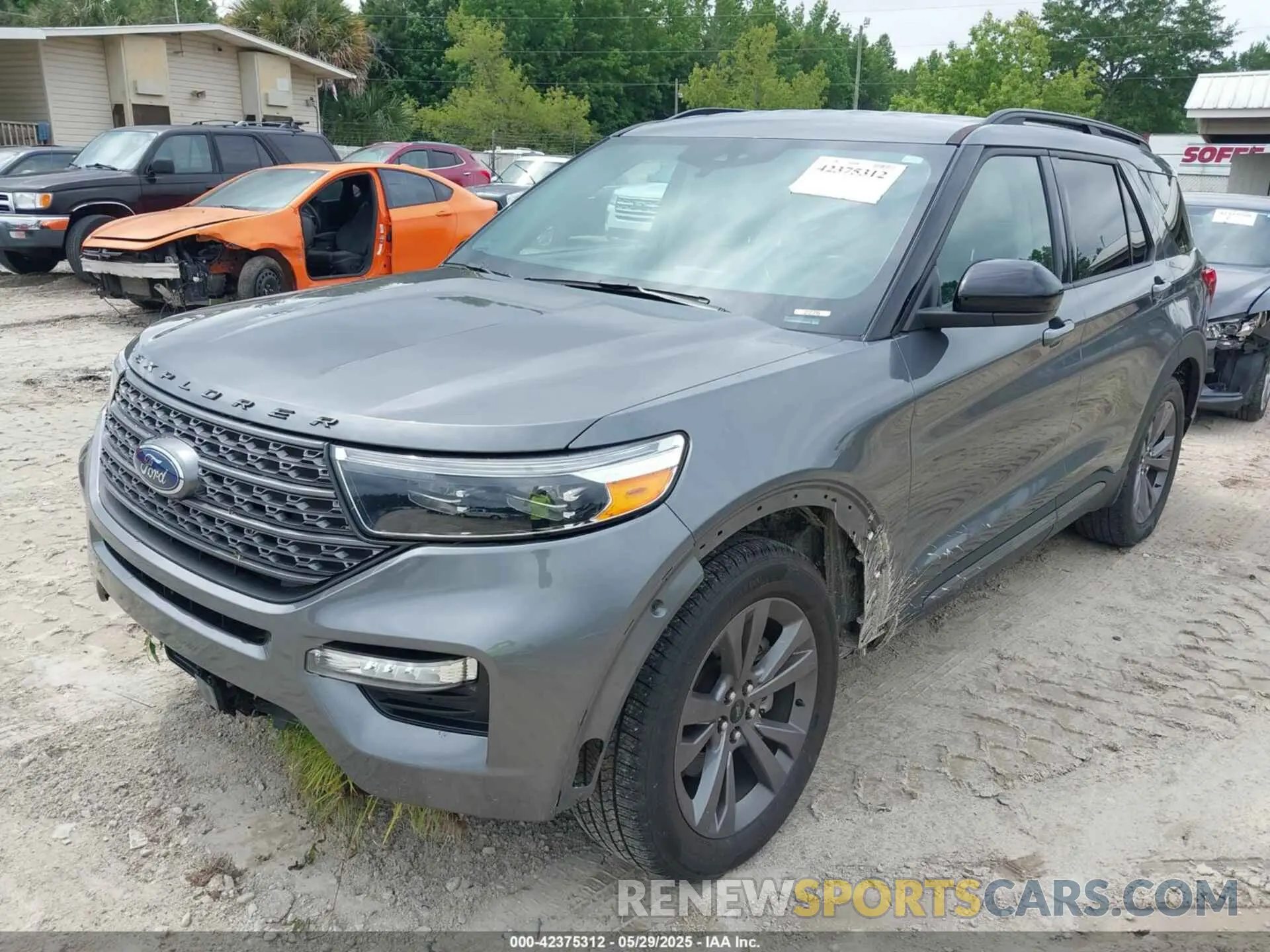 2 Photograph of a damaged car 1FMSK7DHXNGB36481 FORD EXPLORER 2022