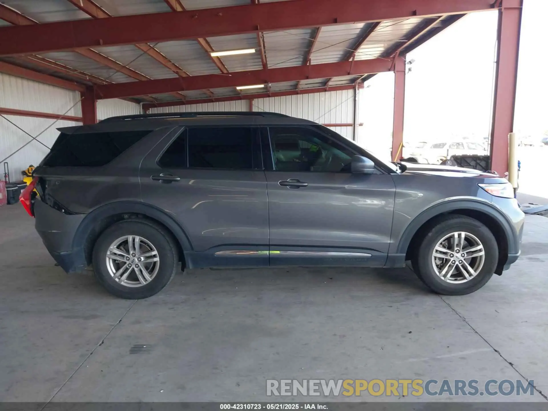 14 Photograph of a damaged car 1FMSK7DHXNGB36514 FORD EXPLORER 2022