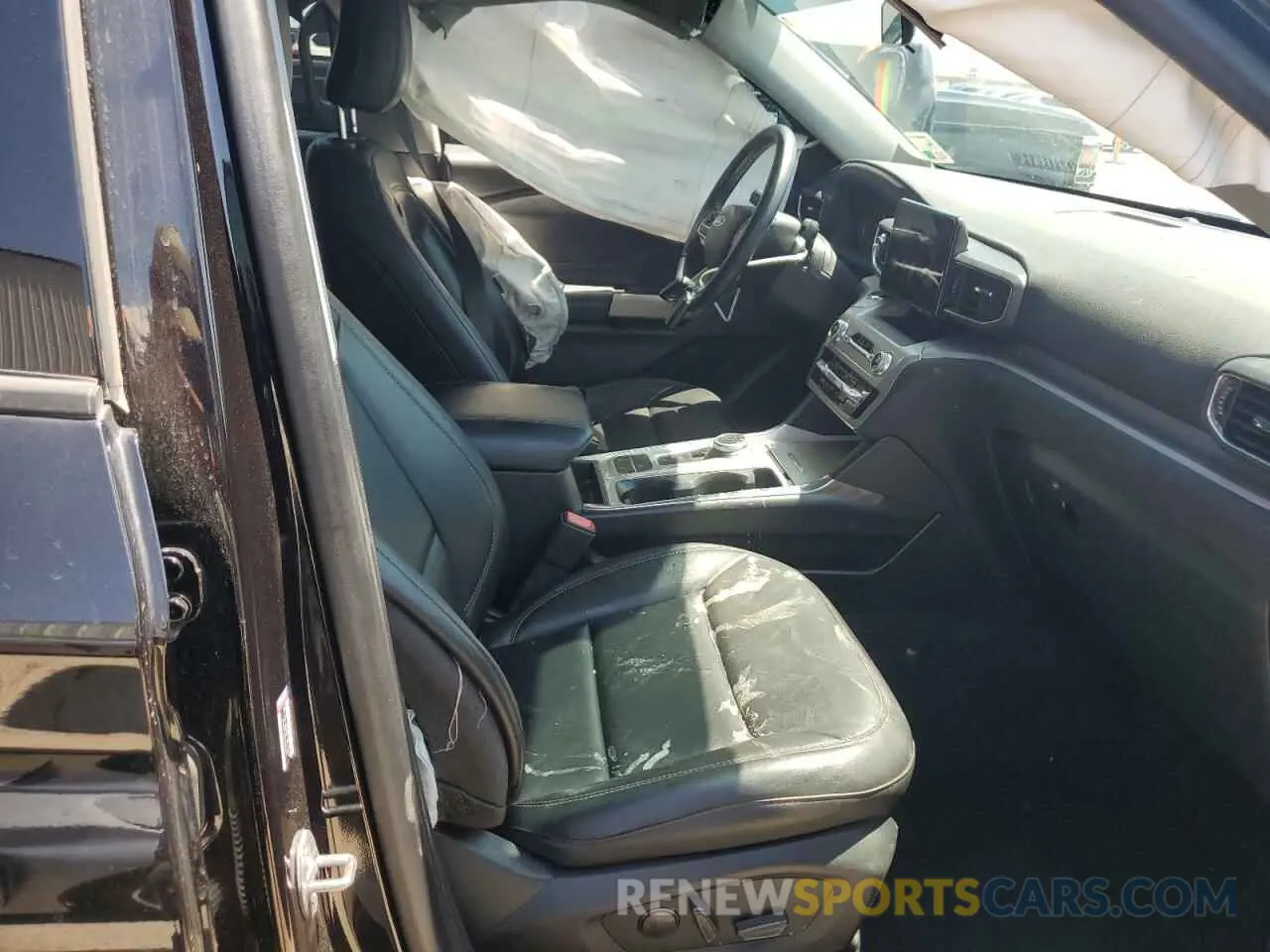 7 Photograph of a damaged car 1FMSK7DHXNGC43658 FORD EXPLORER 2022
