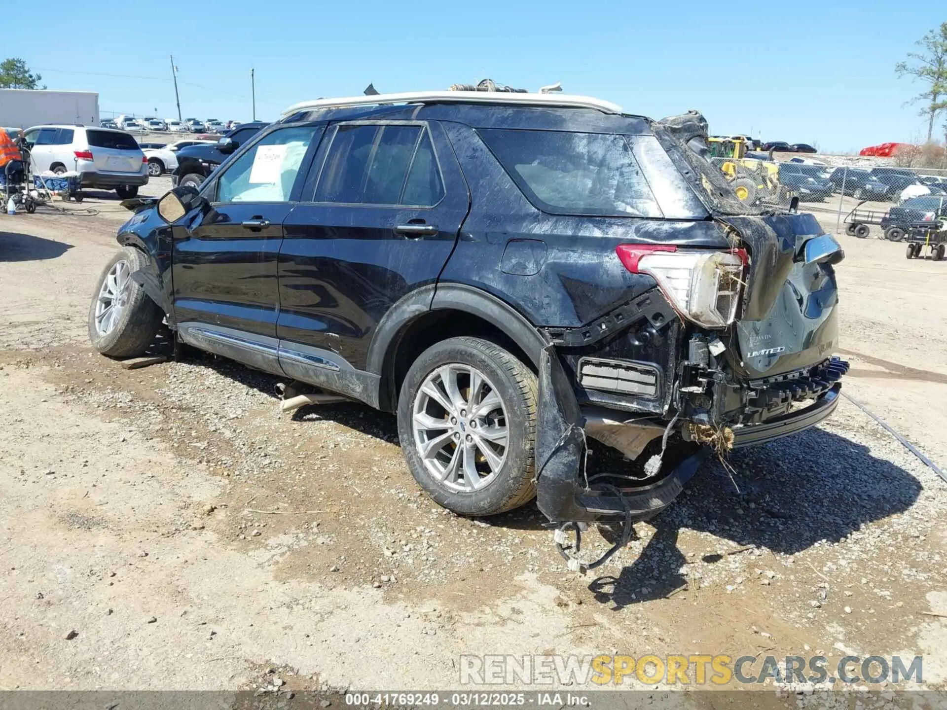 3 Photograph of a damaged car 1FMSK7FH1NGA57116 FORD EXPLORER 2022