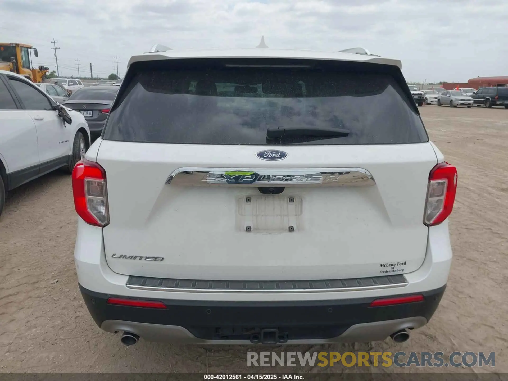 16 Photograph of a damaged car 1FMSK7FH3NGA19175 FORD EXPLORER 2022
