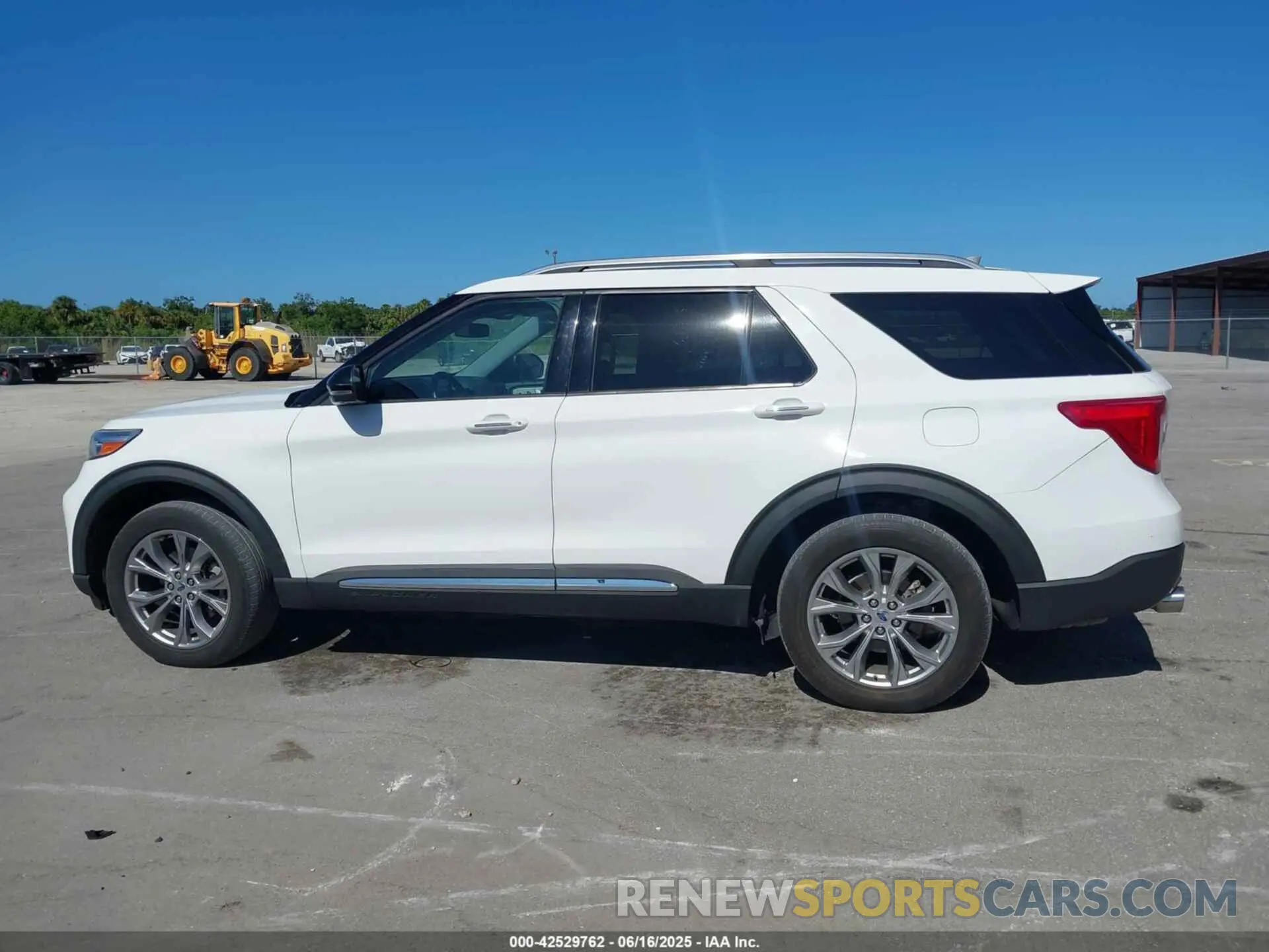 14 Photograph of a damaged car 1FMSK7FH3NGA55853 FORD EXPLORER 2022