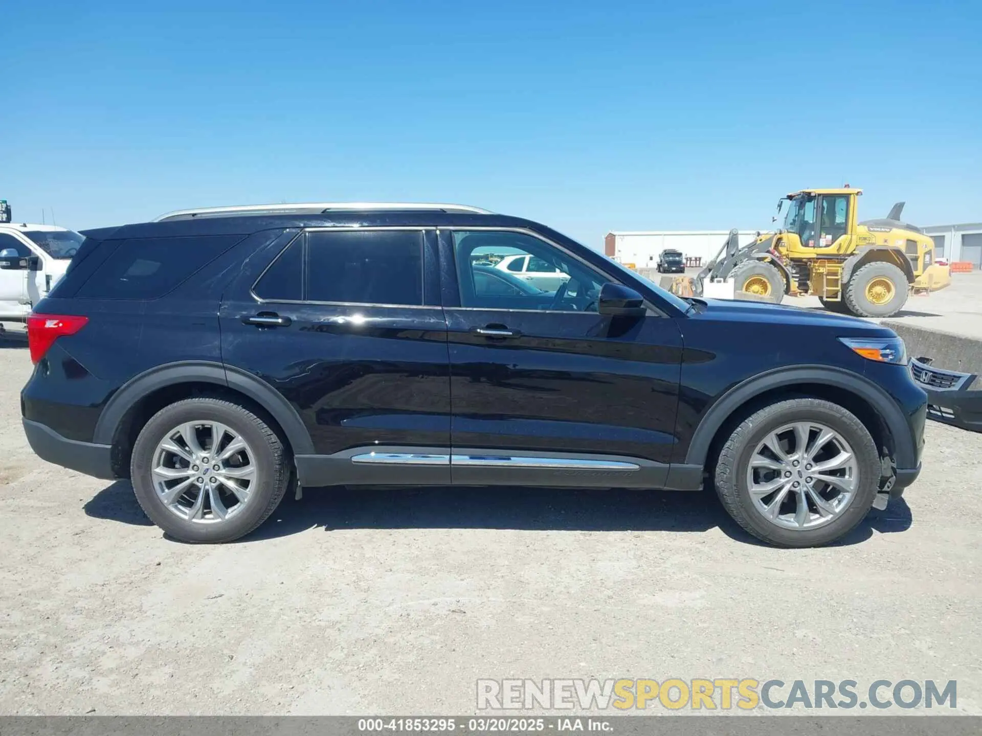 13 Photograph of a damaged car 1FMSK7FH4NGA78557 FORD EXPLORER 2022