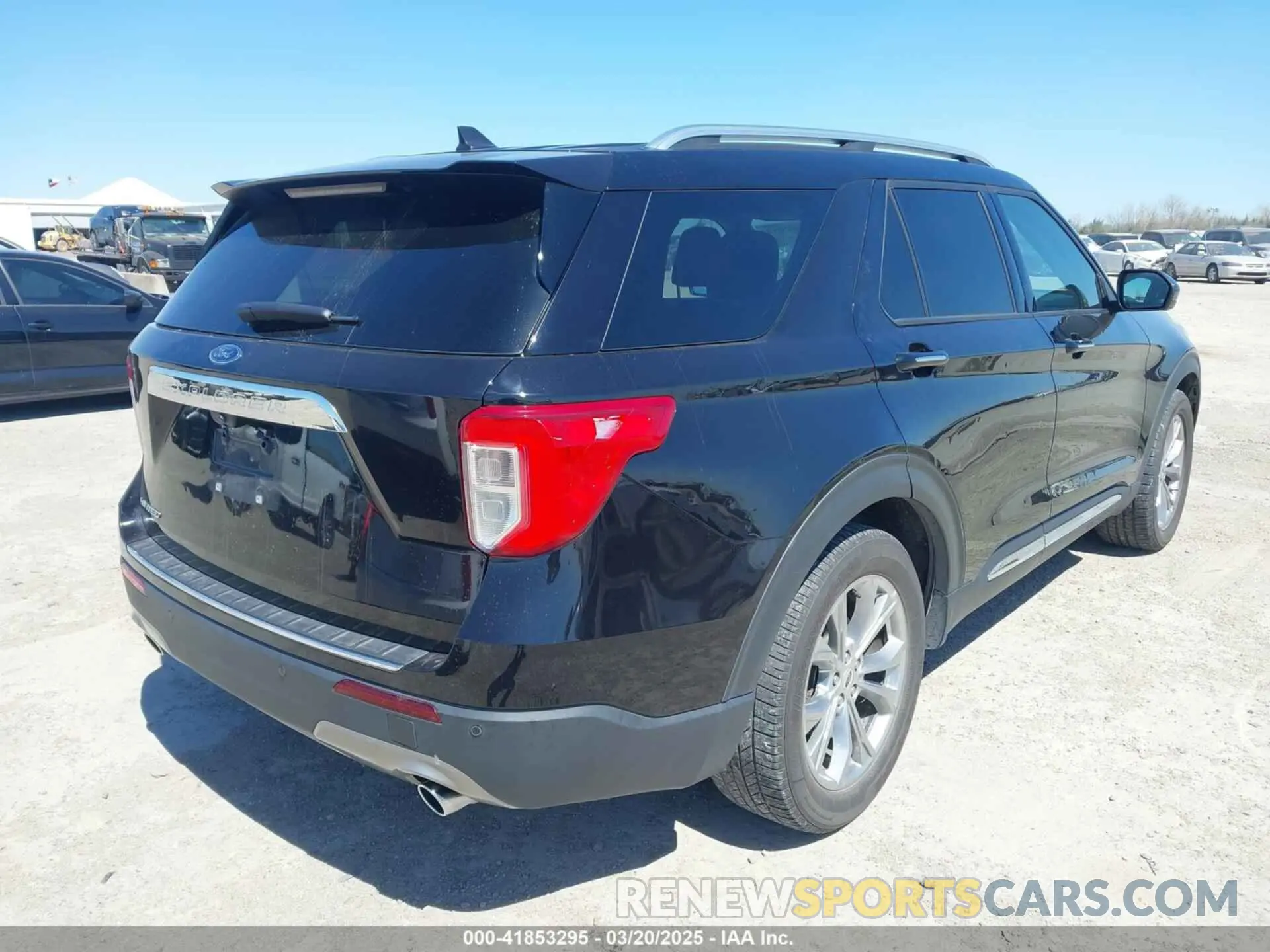 4 Photograph of a damaged car 1FMSK7FH4NGA78557 FORD EXPLORER 2022