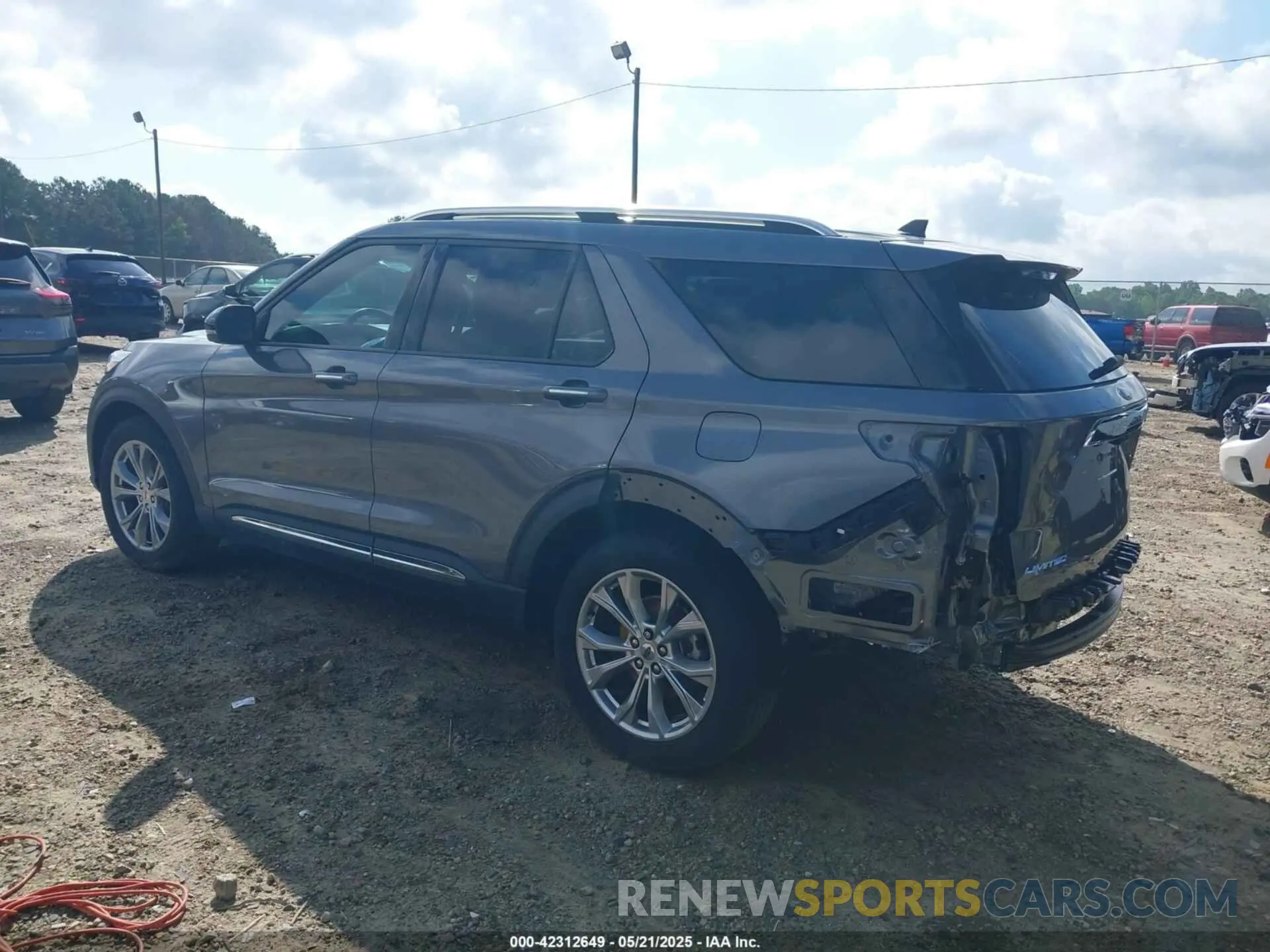 3 Photograph of a damaged car 1FMSK7FH4NGA90188 FORD EXPLORER 2022