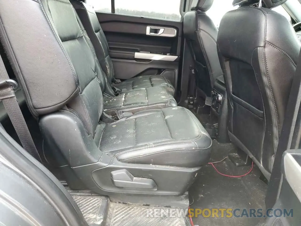 12 Photograph of a damaged car 1FMSK7FH6NGA33863 FORD EXPLORER 2022