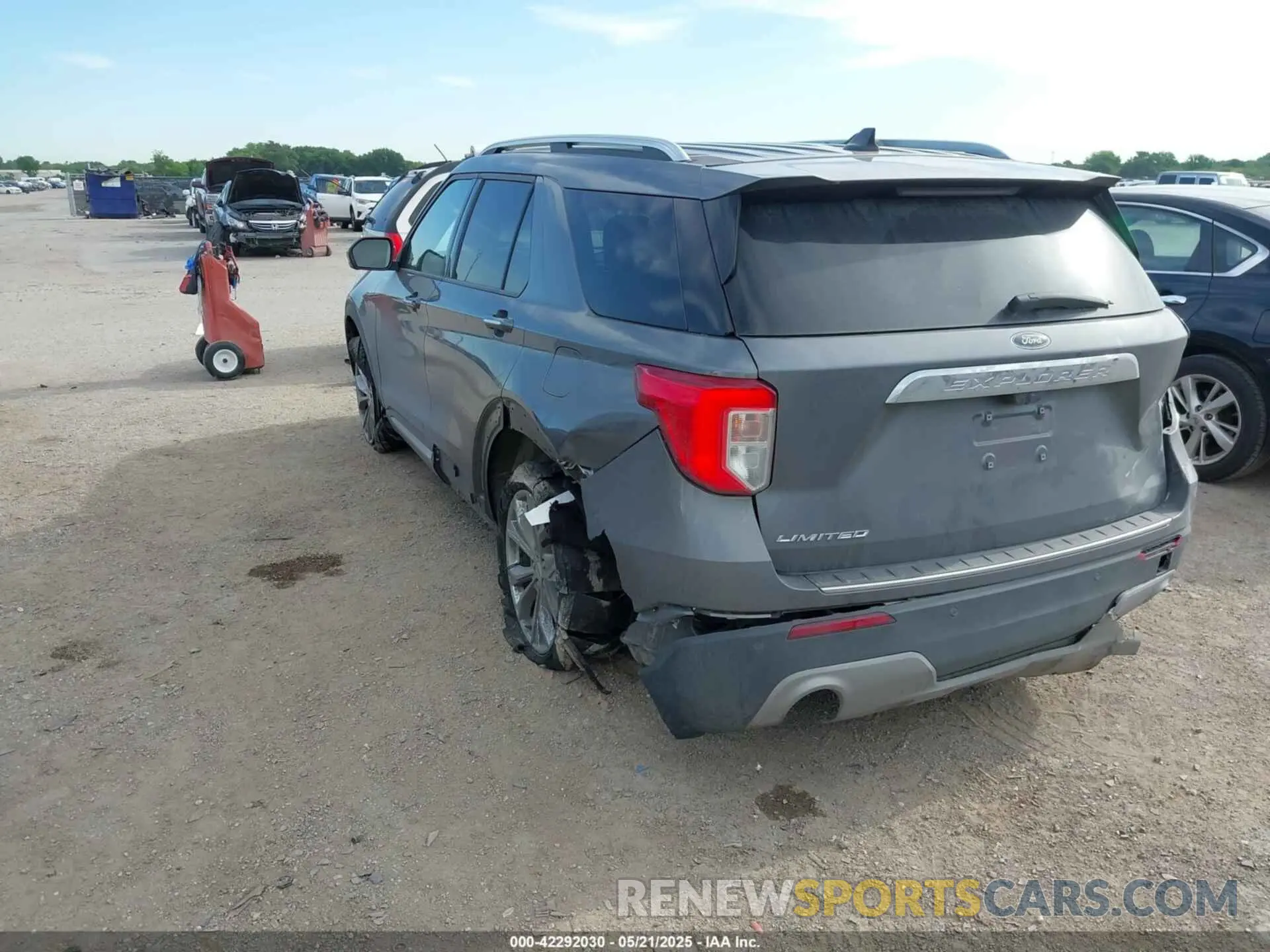 3 Photograph of a damaged car 1FMSK7FH6NGA94680 FORD EXPLORER 2022