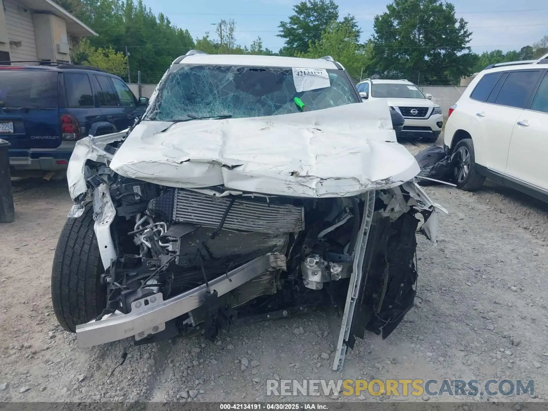 12 Photograph of a damaged car 1FMSK7FH8NGA65164 FORD EXPLORER 2022