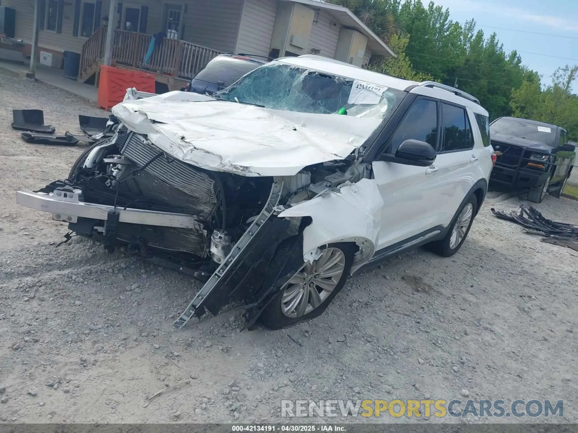 2 Photograph of a damaged car 1FMSK7FH8NGA65164 FORD EXPLORER 2022