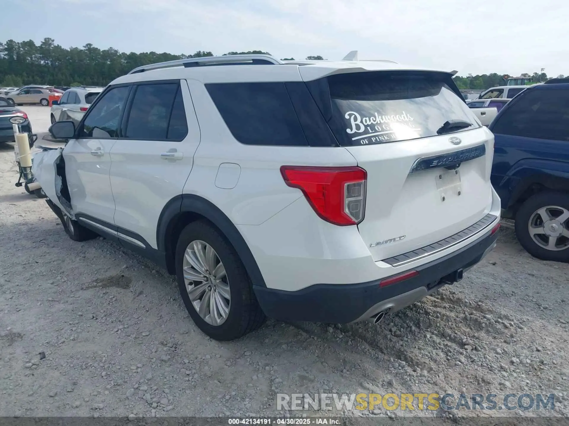 3 Photograph of a damaged car 1FMSK7FH8NGA65164 FORD EXPLORER 2022