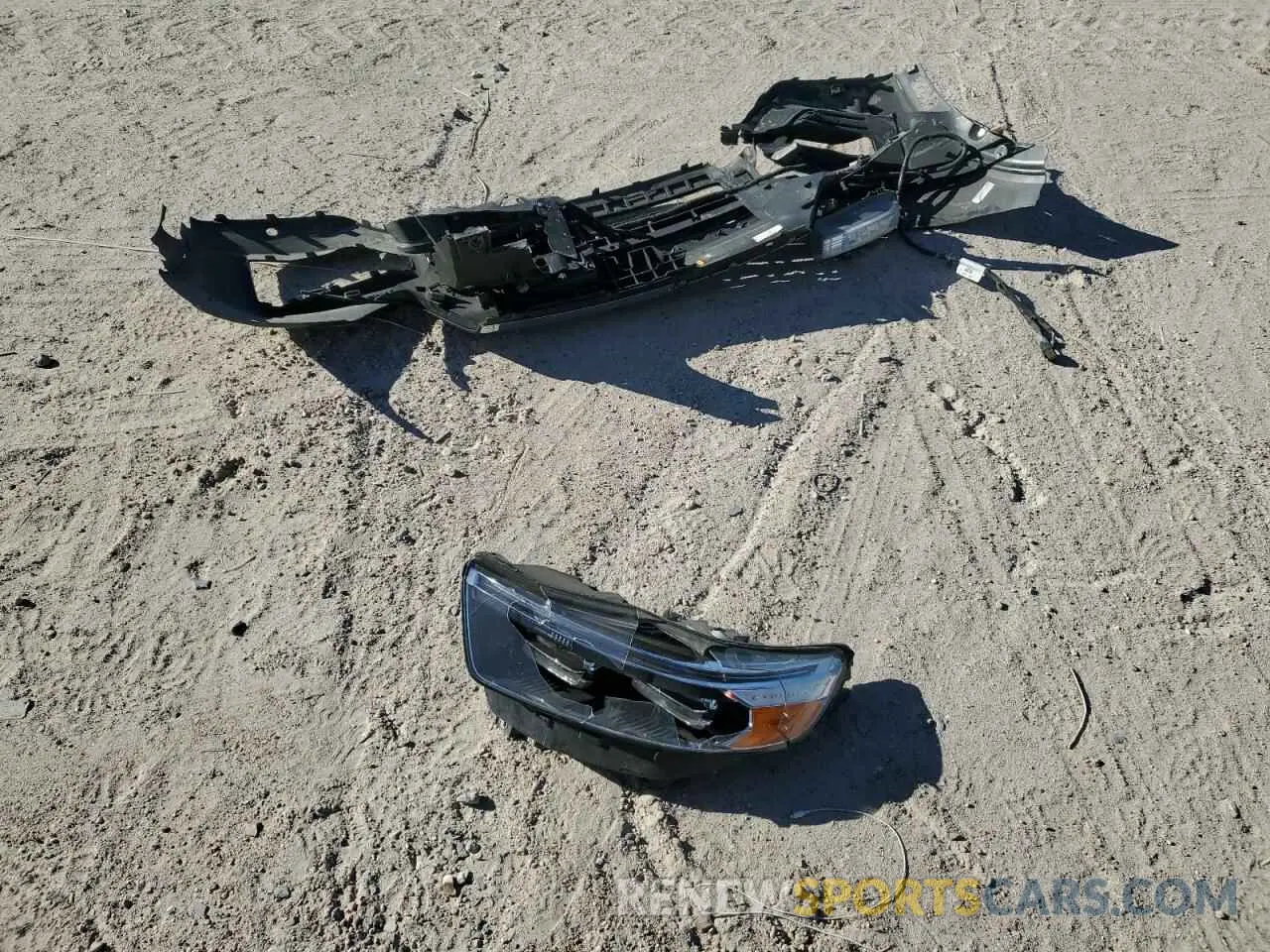 13 Photograph of a damaged car 1FMSK7FHXNGA71290 FORD EXPLORER 2022