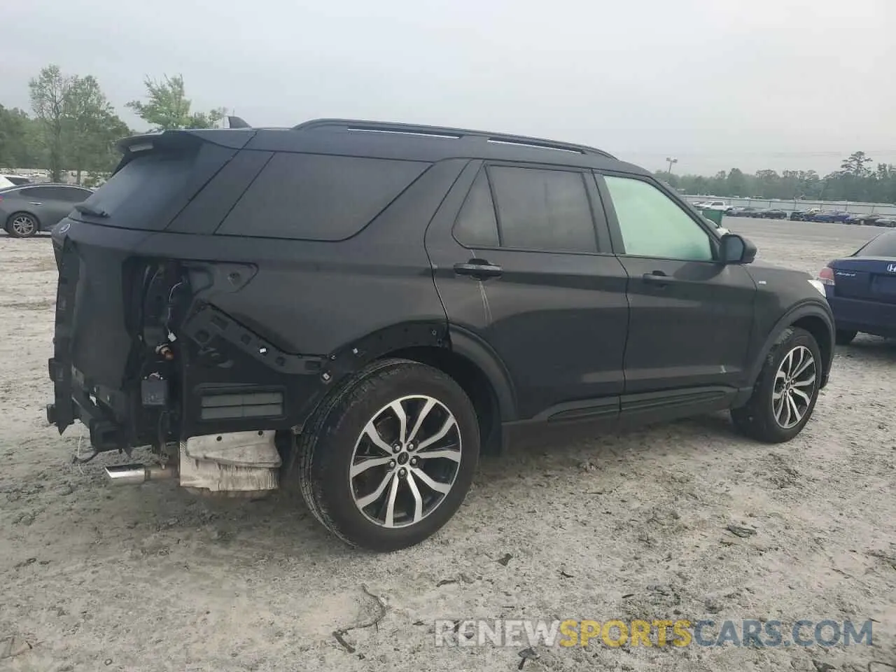 3 Photograph of a damaged car 1FMSK7KH3NGC30740 FORD EXPLORER 2022