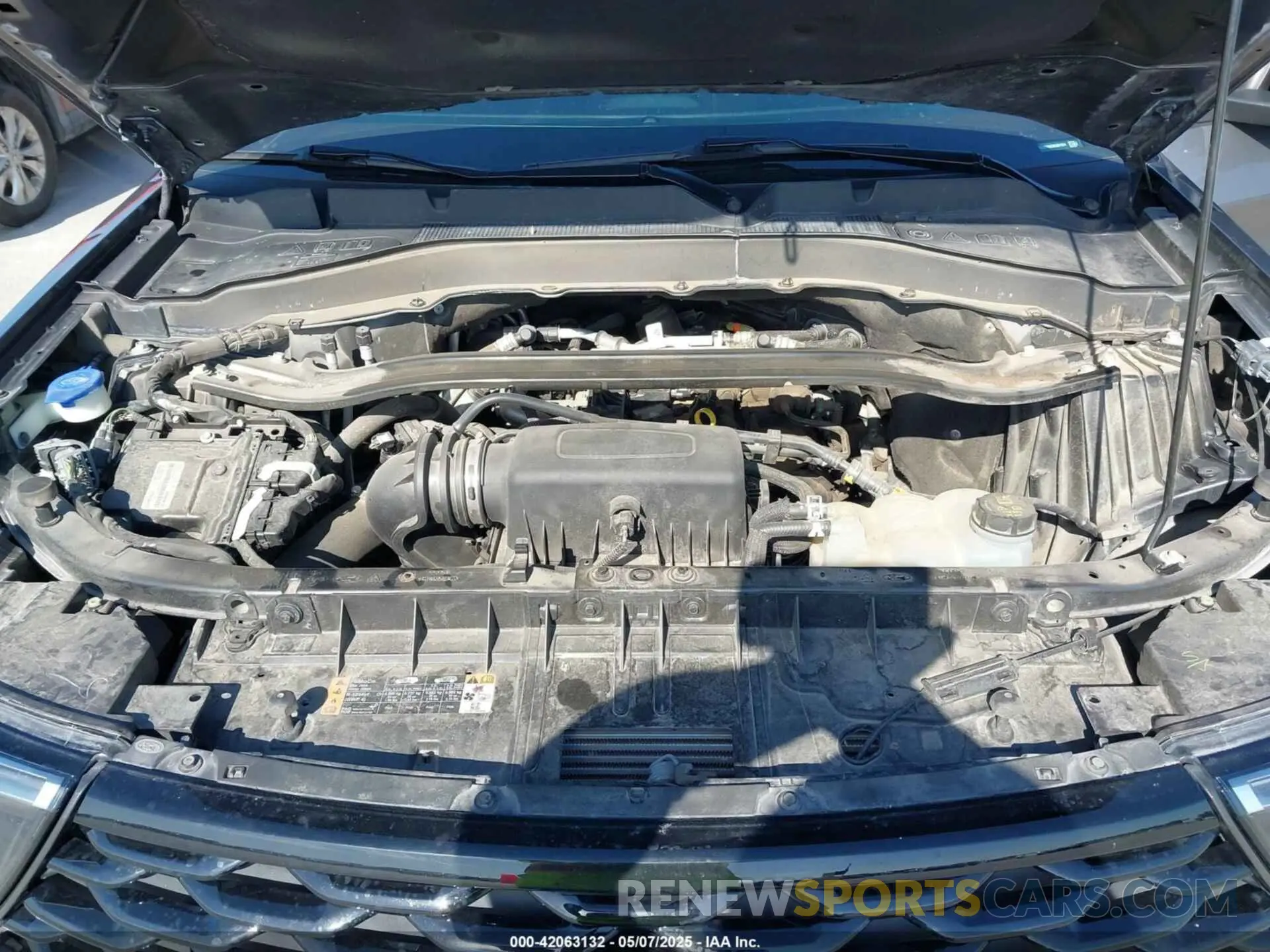 10 Photograph of a damaged car 1FMSK7KH7NGB61924 FORD EXPLORER 2022