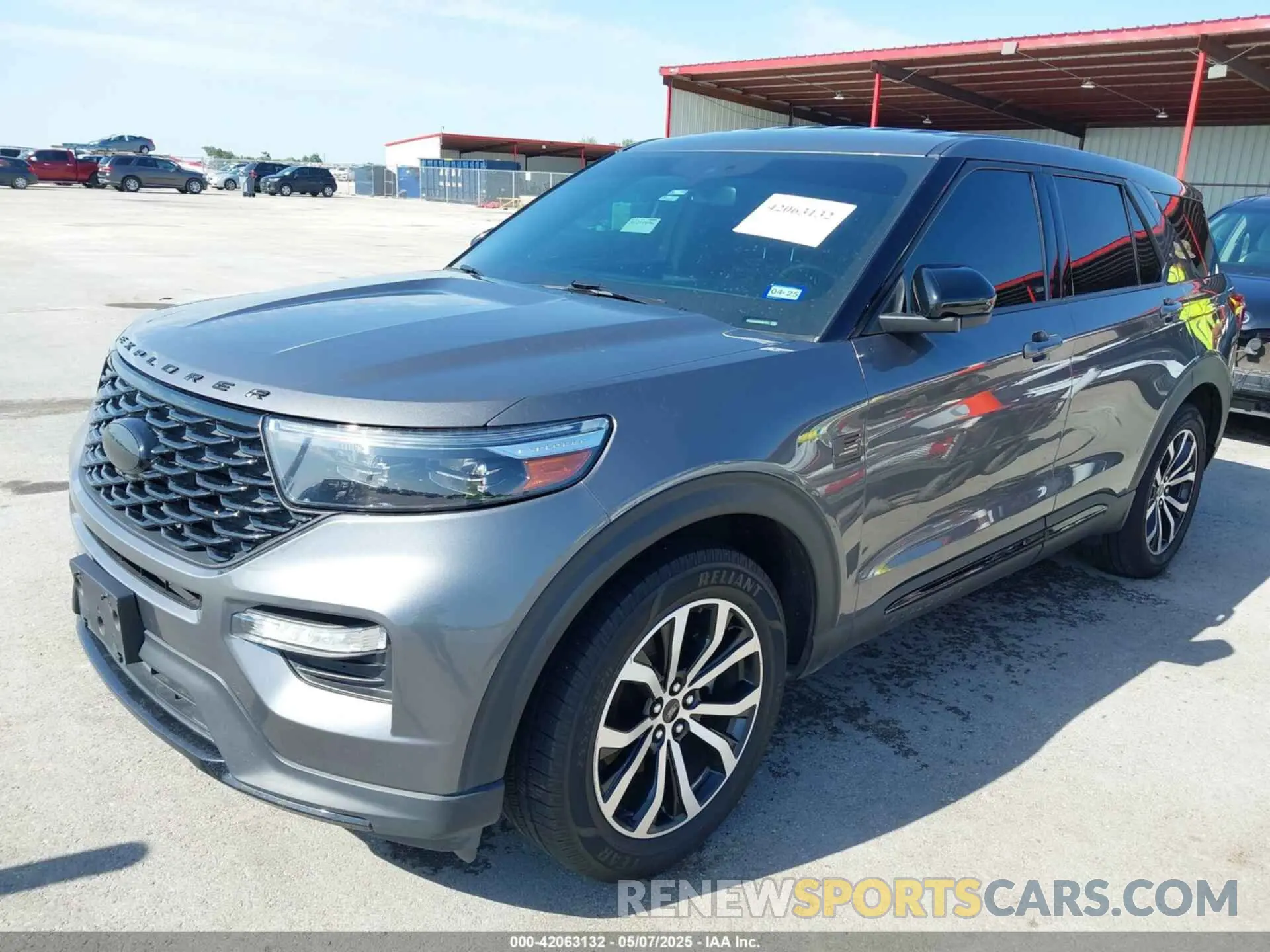2 Photograph of a damaged car 1FMSK7KH7NGB61924 FORD EXPLORER 2022