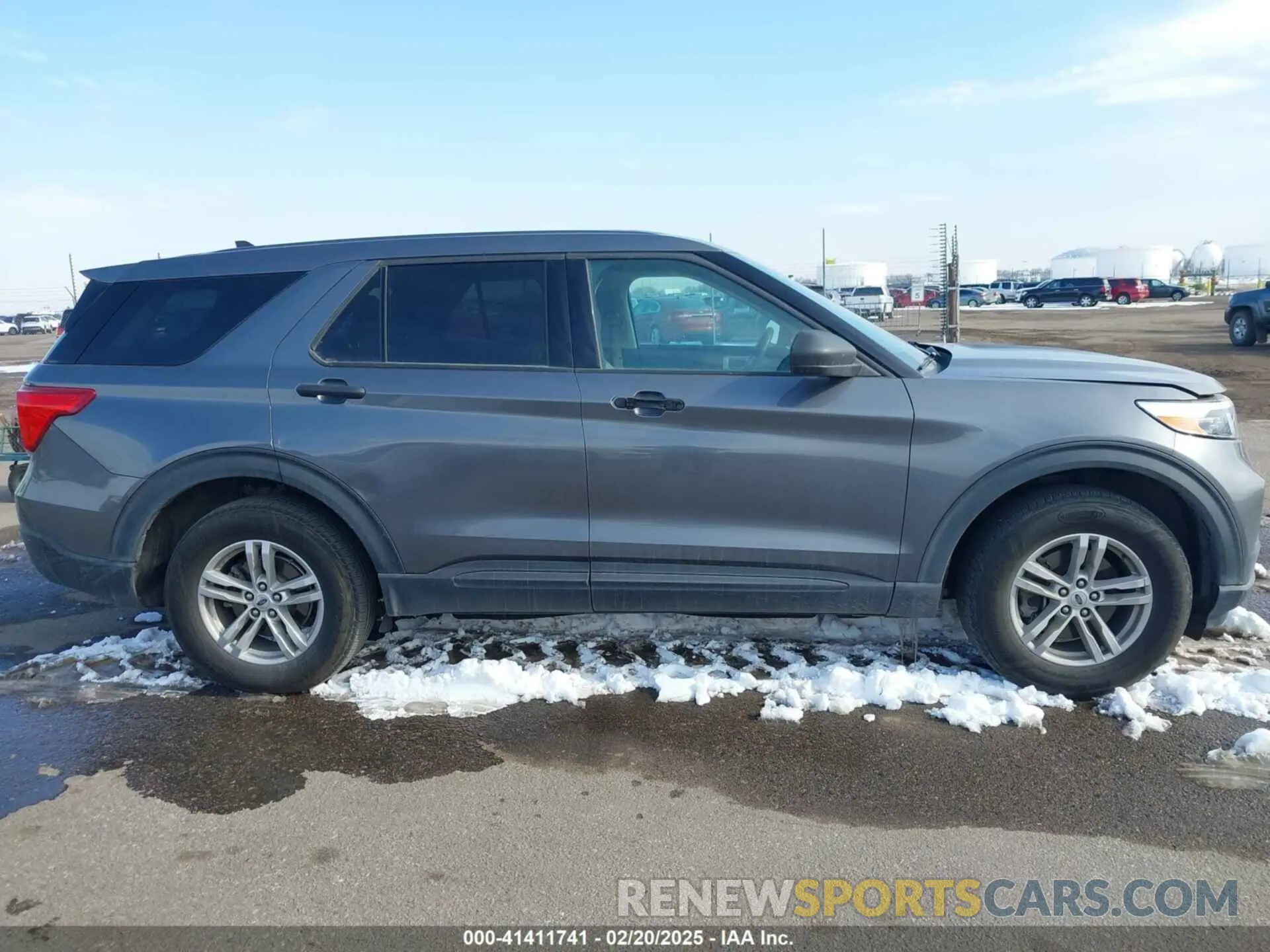 13 Photograph of a damaged car 1FMSK8BHXNGA50337 FORD EXPLORER 2022