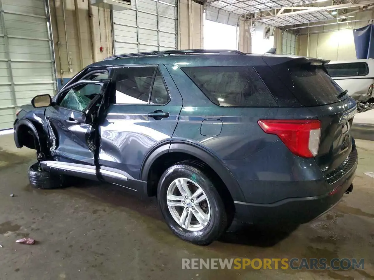 2 Photograph of a damaged car 1FMSK8DH0NGA77074 FORD EXPLORER 2022