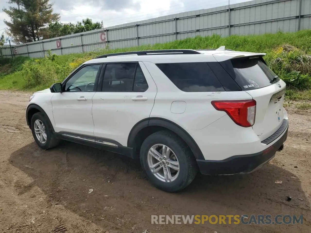 2 Photograph of a damaged car 1FMSK8DH0NGA94280 FORD EXPLORER 2022