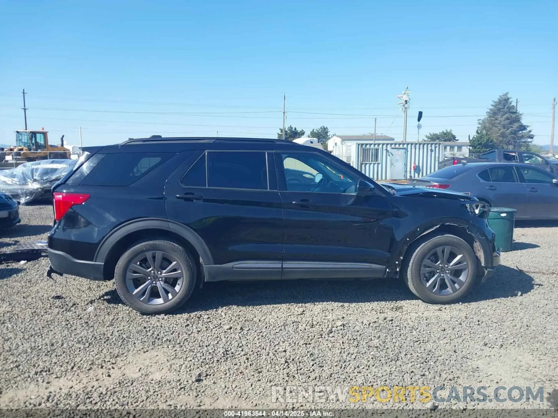 14 Photograph of a damaged car 1FMSK8DH1NGA61725 FORD EXPLORER 2022