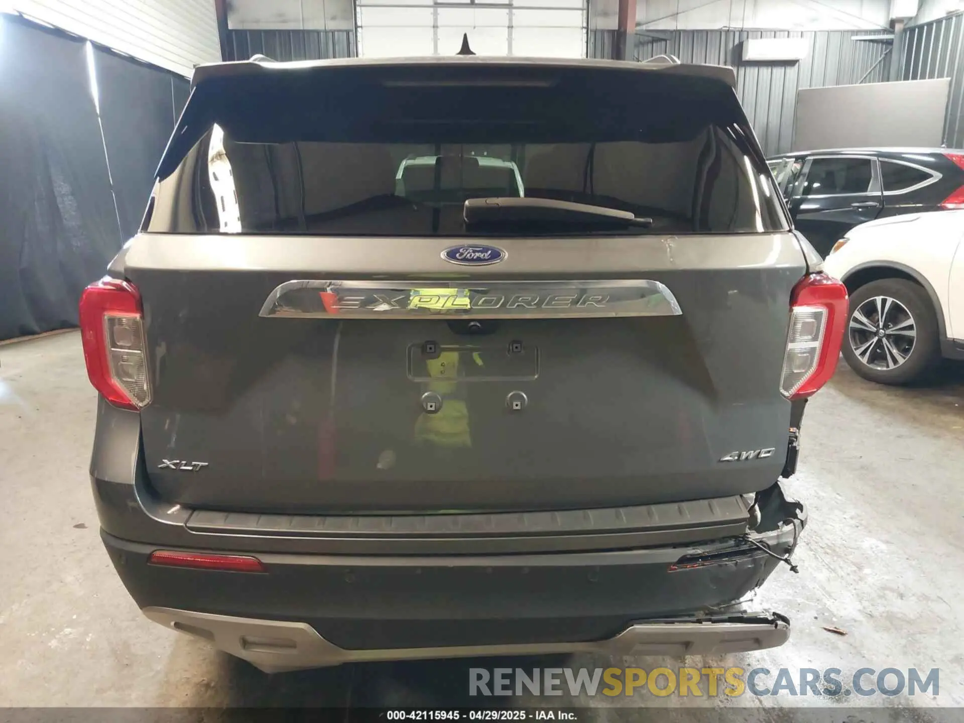 16 Photograph of a damaged car 1FMSK8DH1NGC17374 FORD EXPLORER 2022
