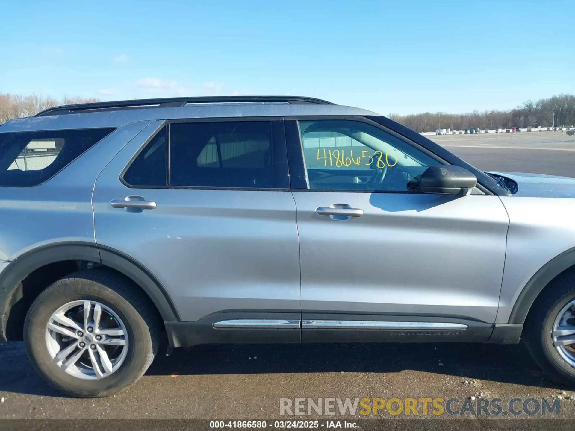 14 Photograph of a damaged car 1FMSK8DH2NGA63497 FORD EXPLORER 2022
