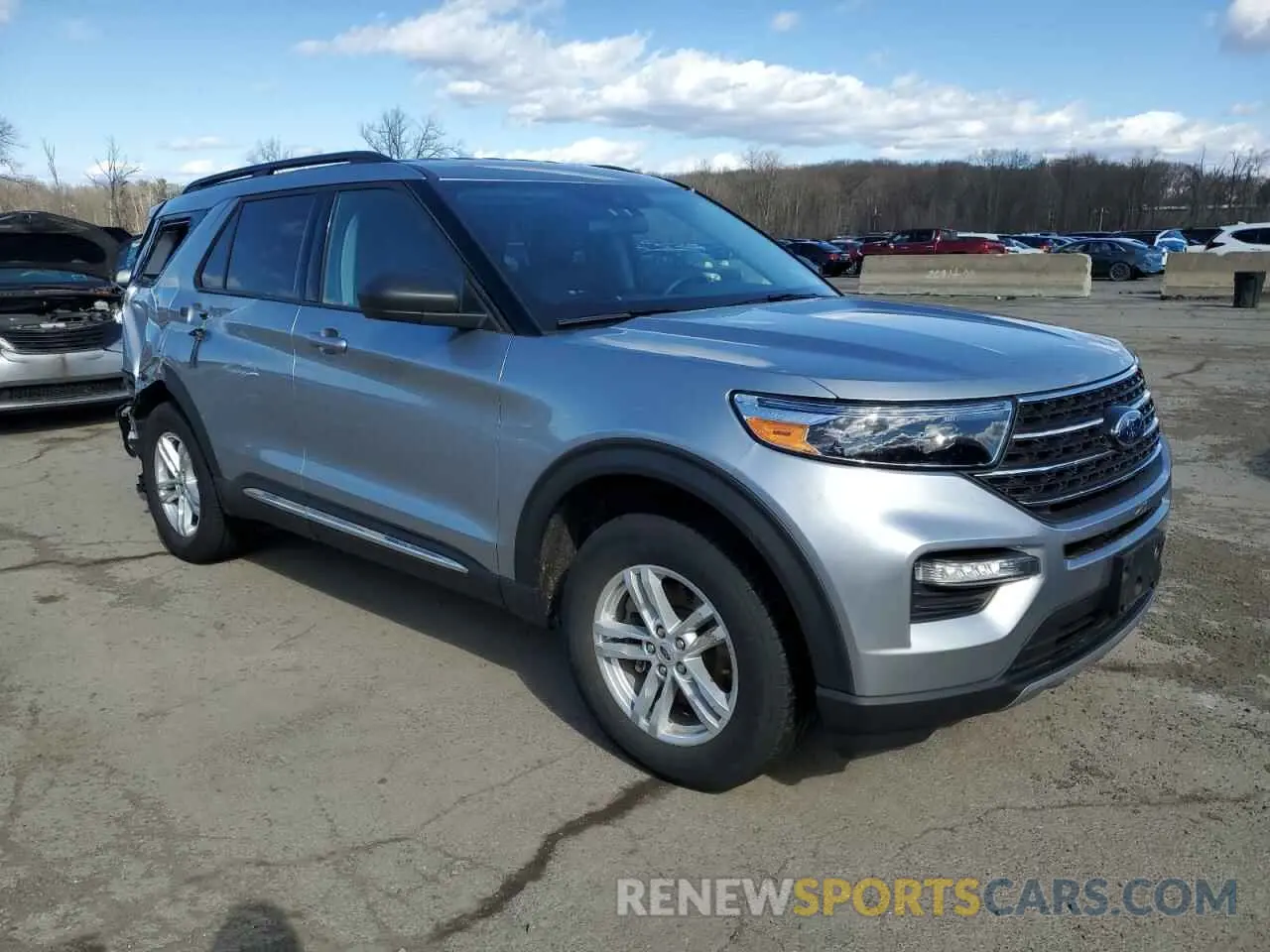 4 Photograph of a damaged car 1FMSK8DH2NGA72037 FORD EXPLORER 2022