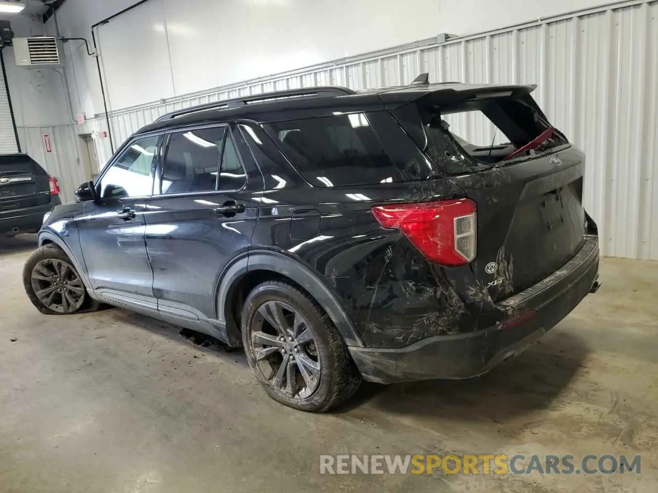 2 Photograph of a damaged car 1FMSK8DH2NGB52969 FORD EXPLORER 2022