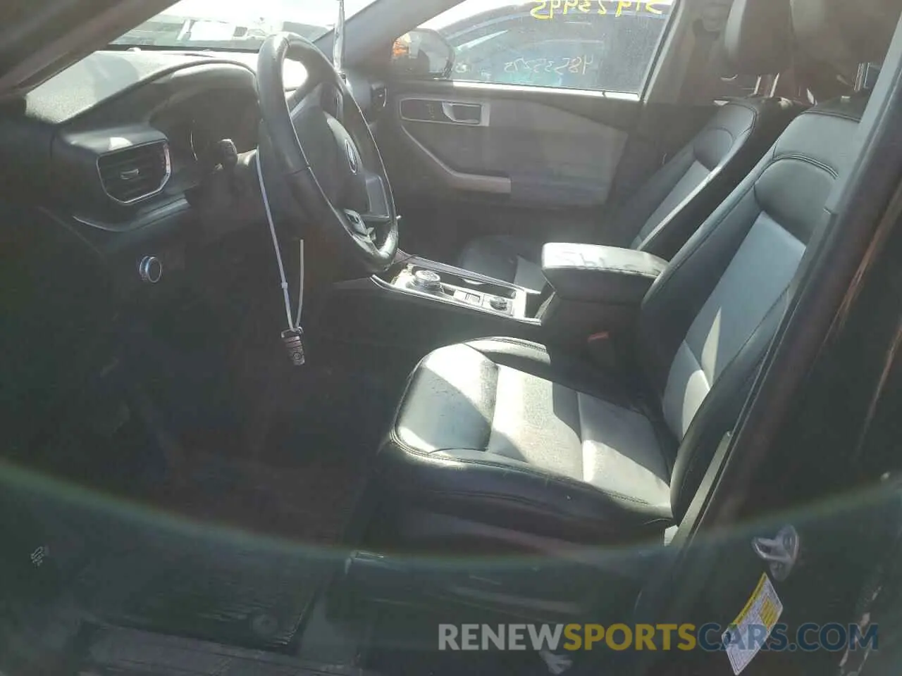 7 Photograph of a damaged car 1FMSK8DH2NGB52969 FORD EXPLORER 2022
