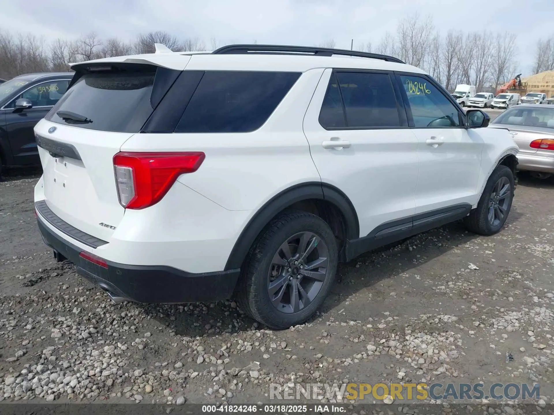 4 Photograph of a damaged car 1FMSK8DH3NGA71656 FORD EXPLORER 2022