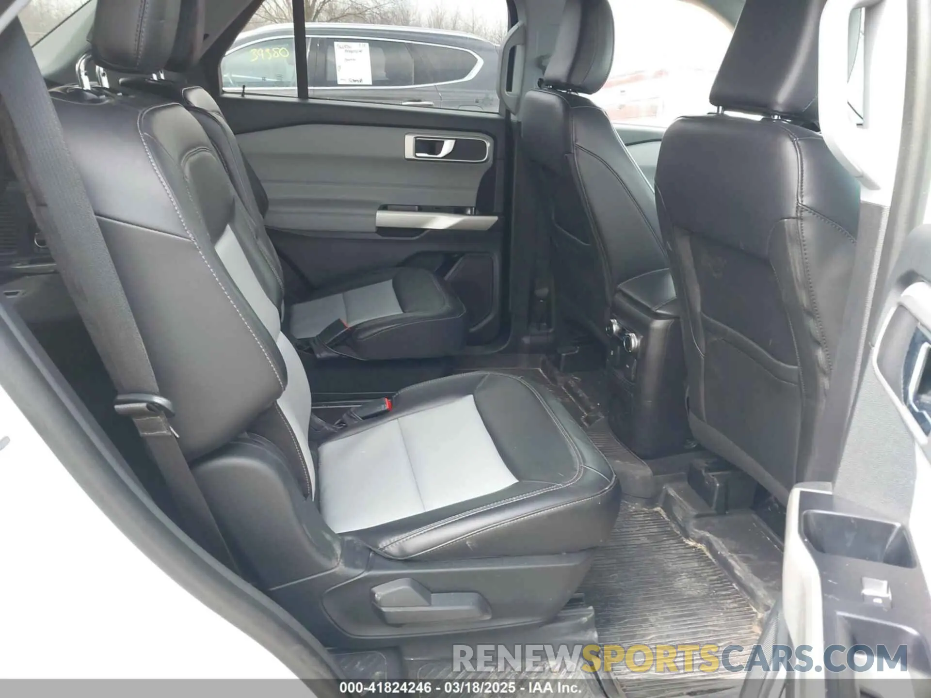 8 Photograph of a damaged car 1FMSK8DH3NGA71656 FORD EXPLORER 2022
