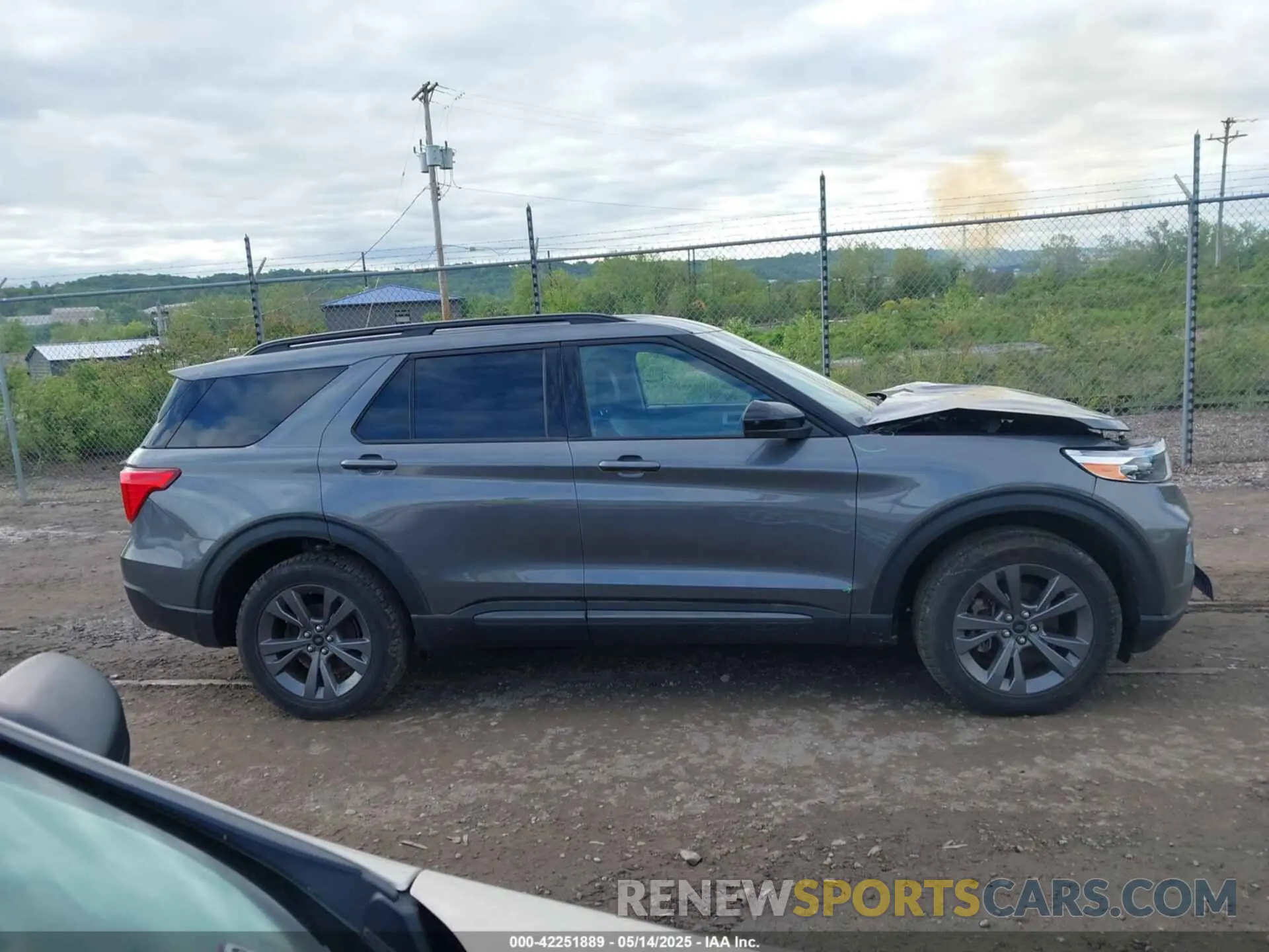13 Photograph of a damaged car 1FMSK8DH3NGA98100 FORD EXPLORER 2022