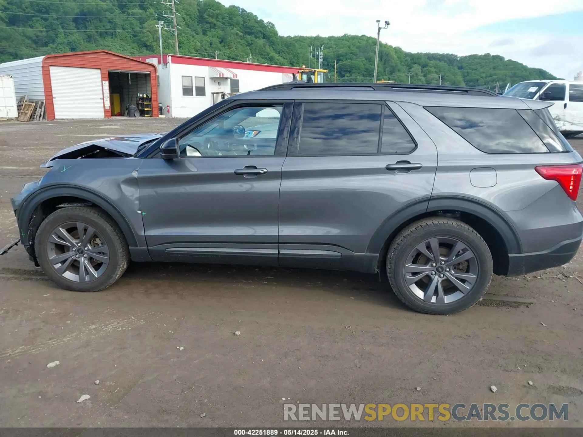 14 Photograph of a damaged car 1FMSK8DH3NGA98100 FORD EXPLORER 2022