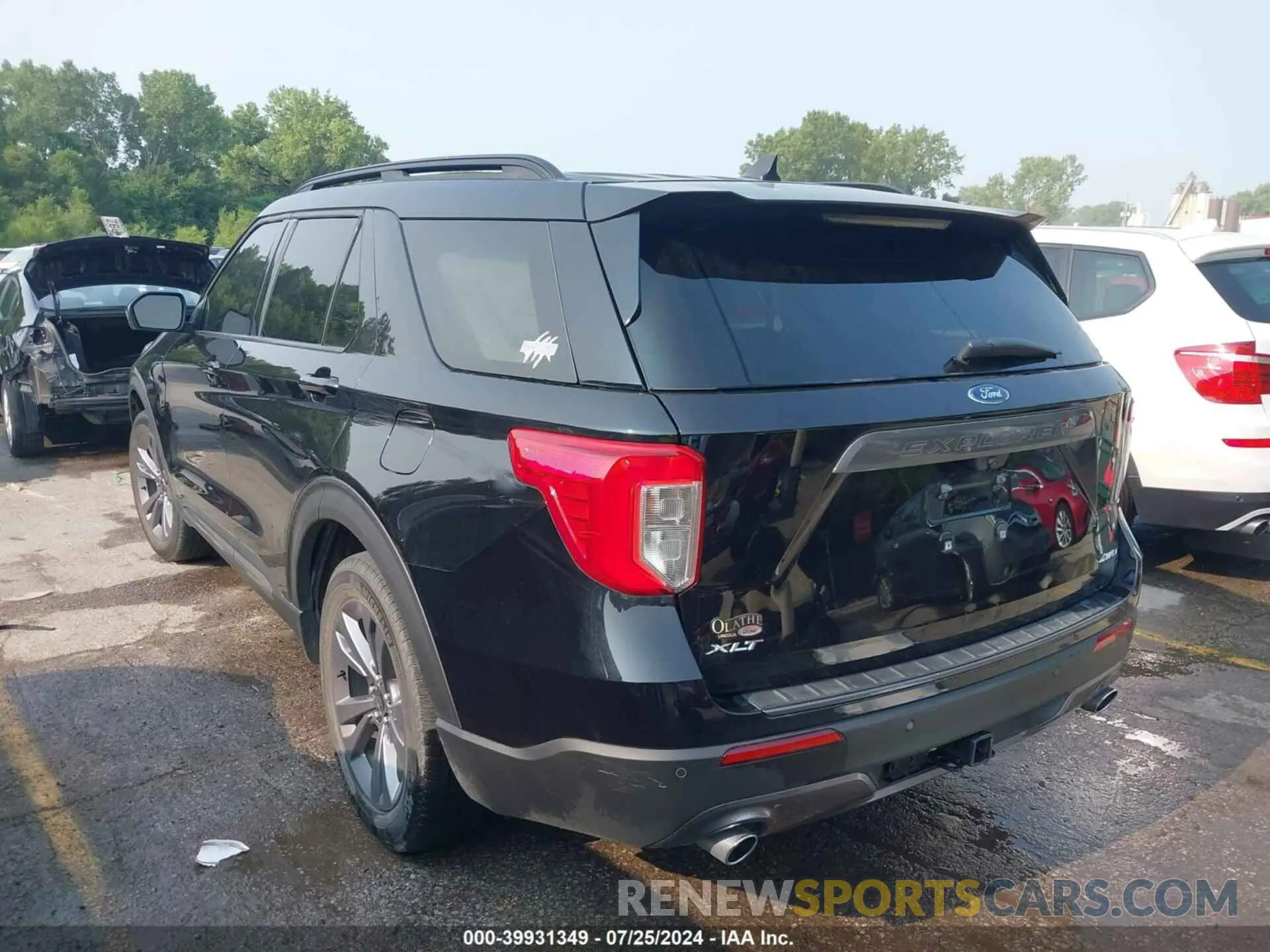 3 Photograph of a damaged car 1FMSK8DH3NGB26882 FORD EXPLORER 2022