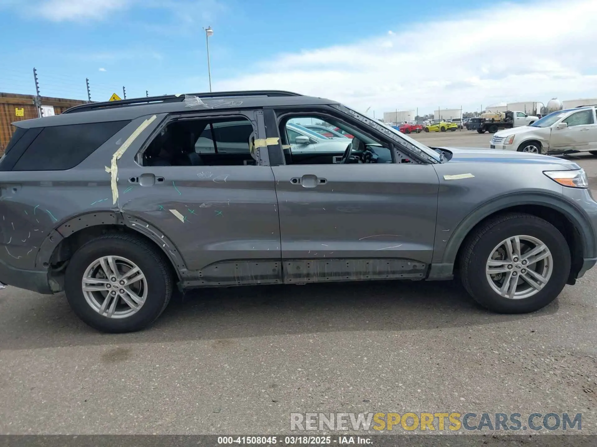 13 Photograph of a damaged car 1FMSK8DH4NGA11739 FORD EXPLORER 2022