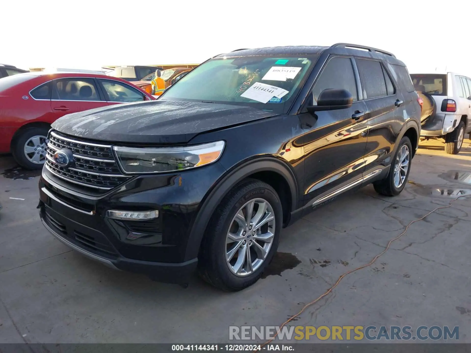 2 Photograph of a damaged car 1FMSK8DH4NGA59581 FORD EXPLORER 2022