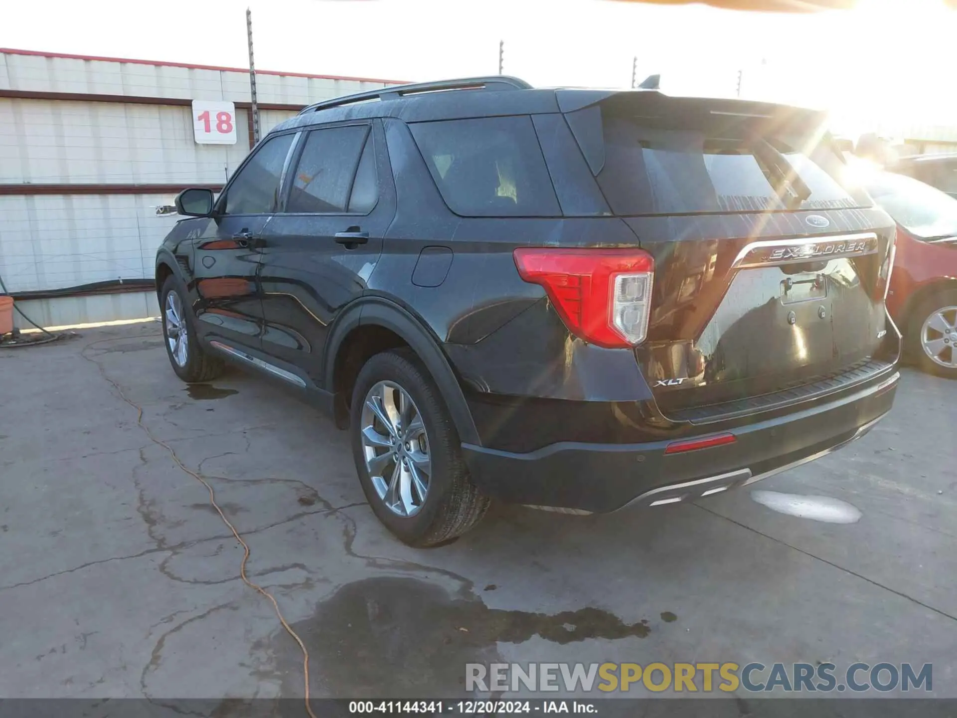 3 Photograph of a damaged car 1FMSK8DH4NGA59581 FORD EXPLORER 2022