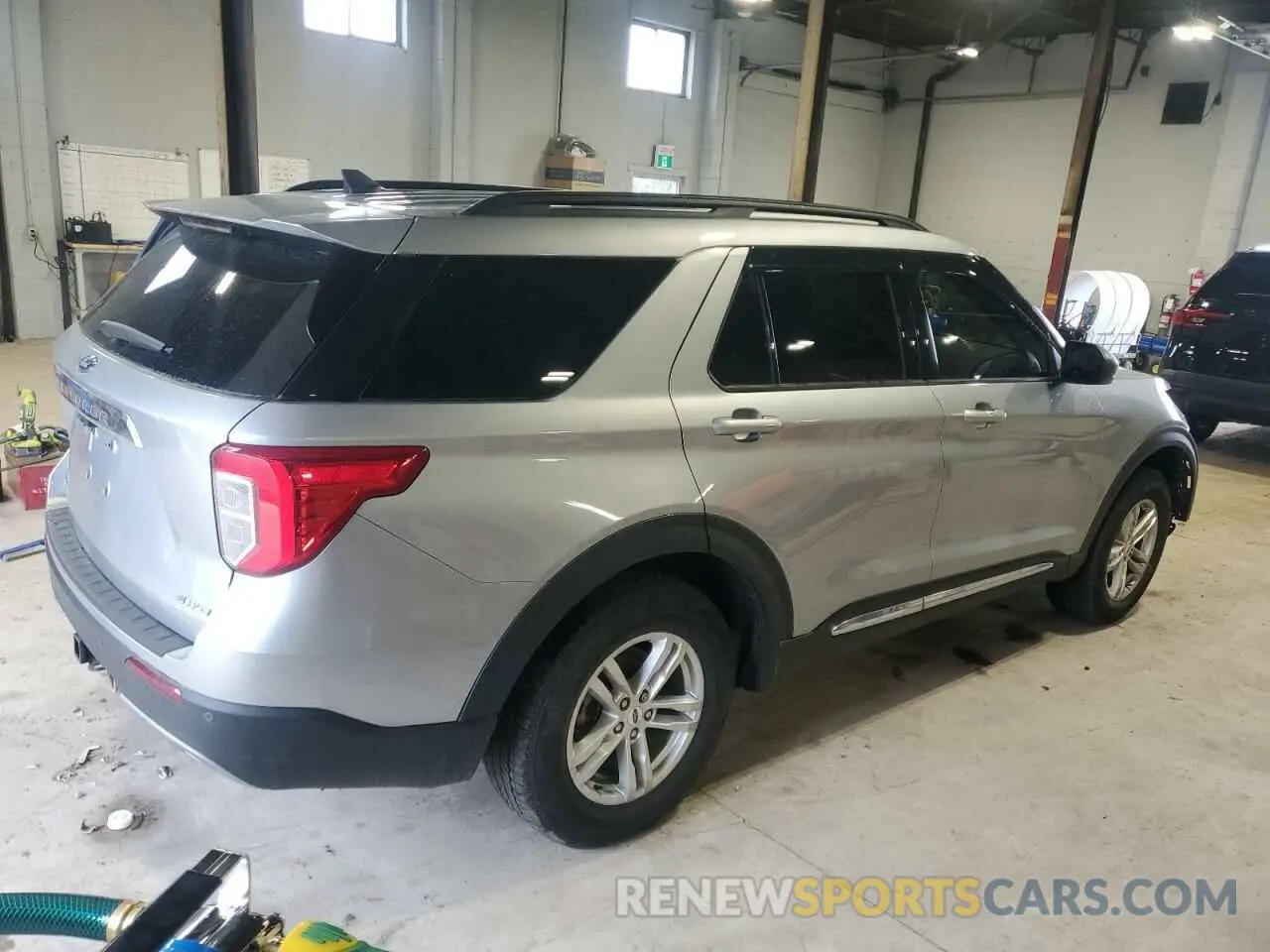 3 Photograph of a damaged car 1FMSK8DH4NGB25448 FORD EXPLORER 2022