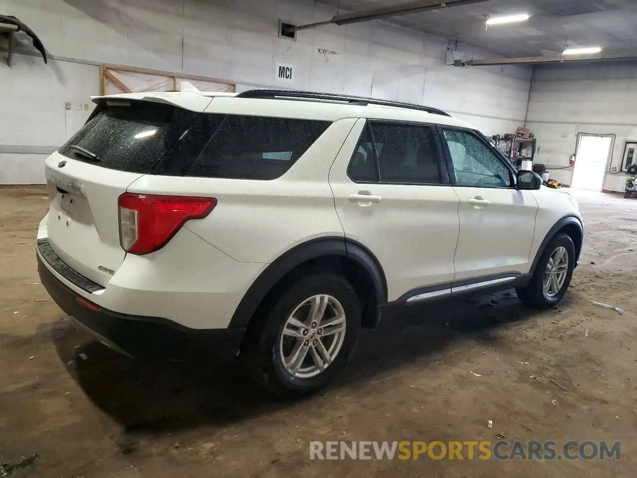 3 Photograph of a damaged car 1FMSK8DH4NGB74522 FORD EXPLORER 2022