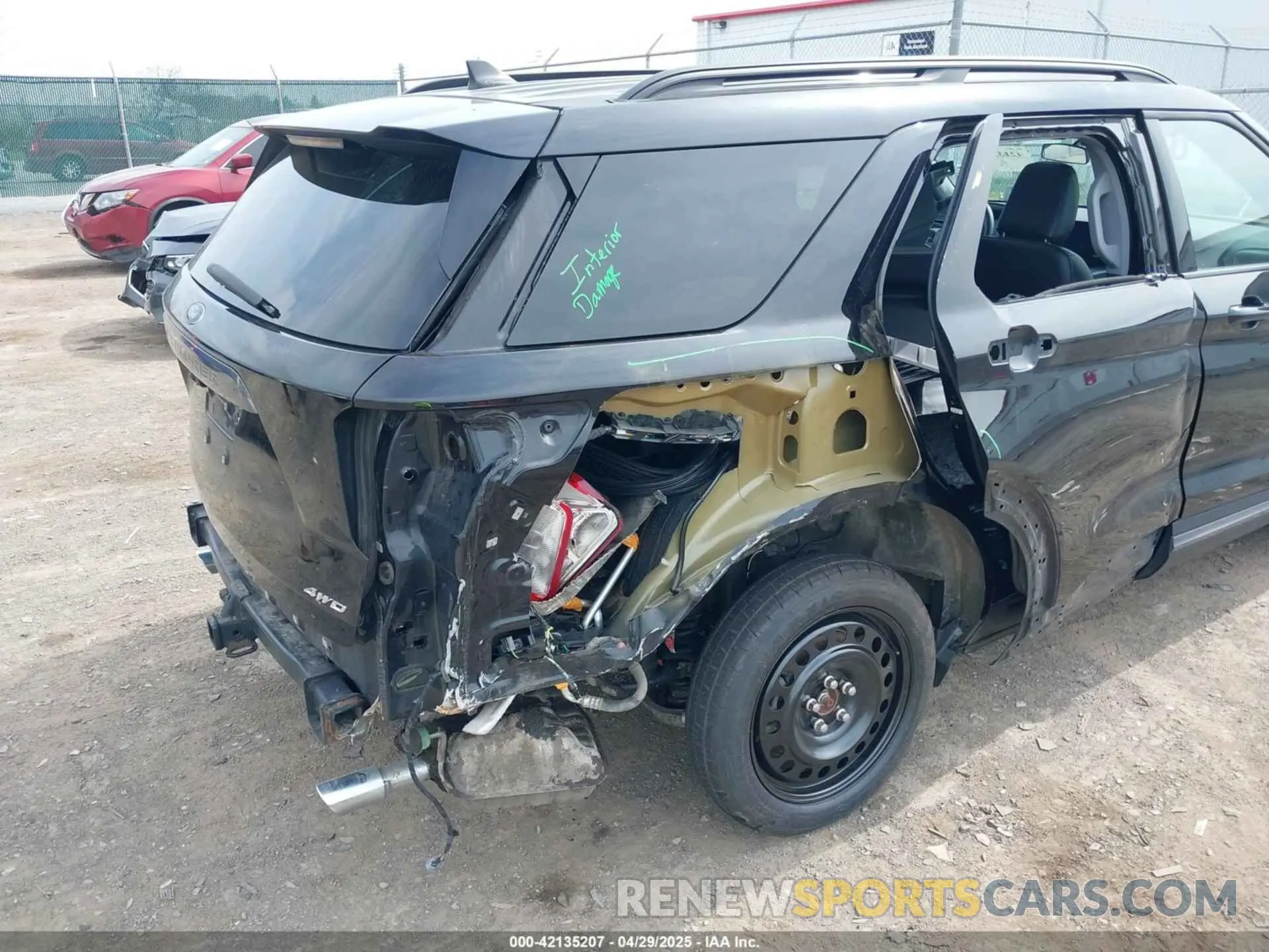 6 Photograph of a damaged car 1FMSK8DH4NGC33861 FORD EXPLORER 2022