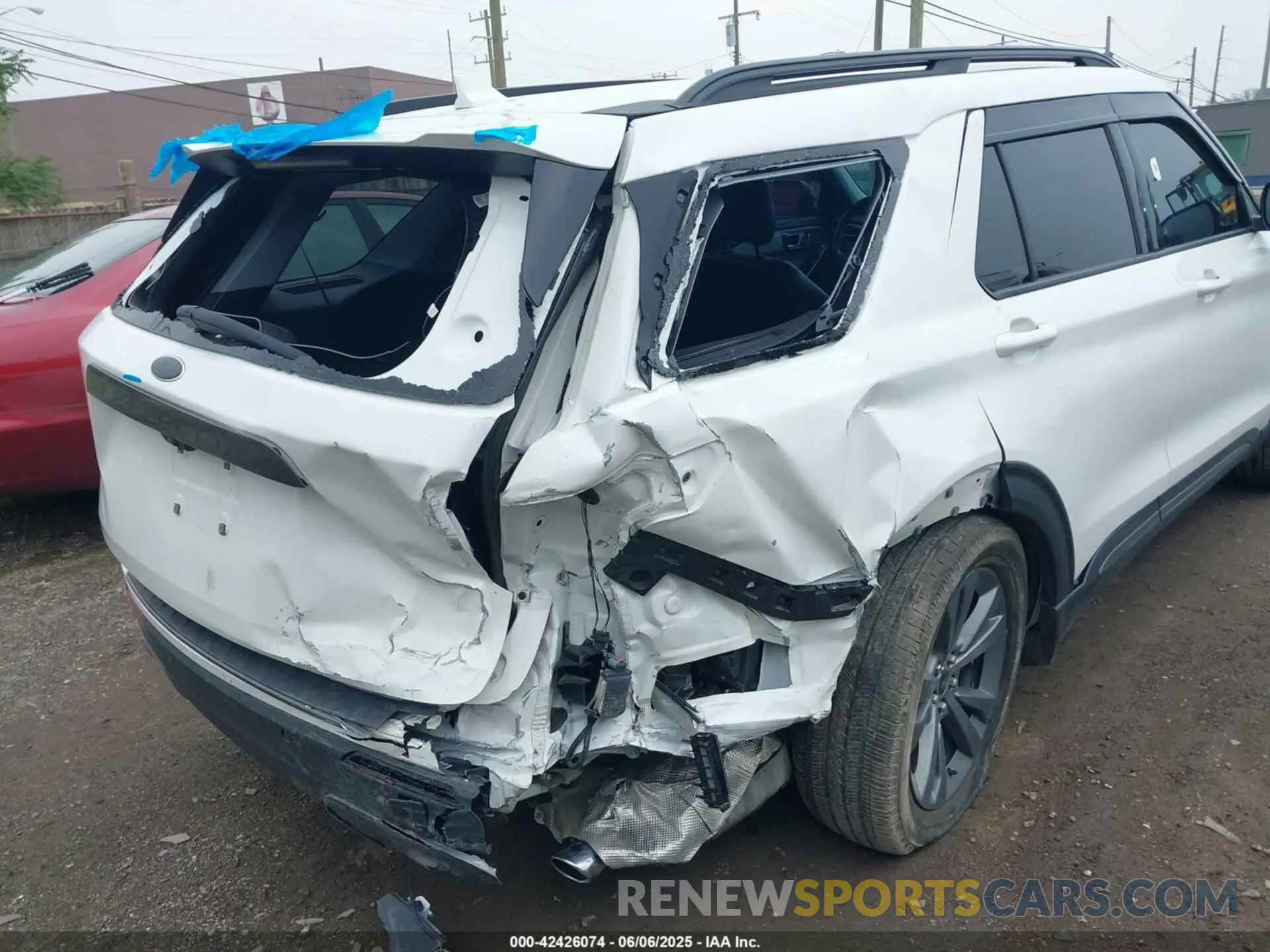 6 Photograph of a damaged car 1FMSK8DH5NGA23091 FORD EXPLORER 2022