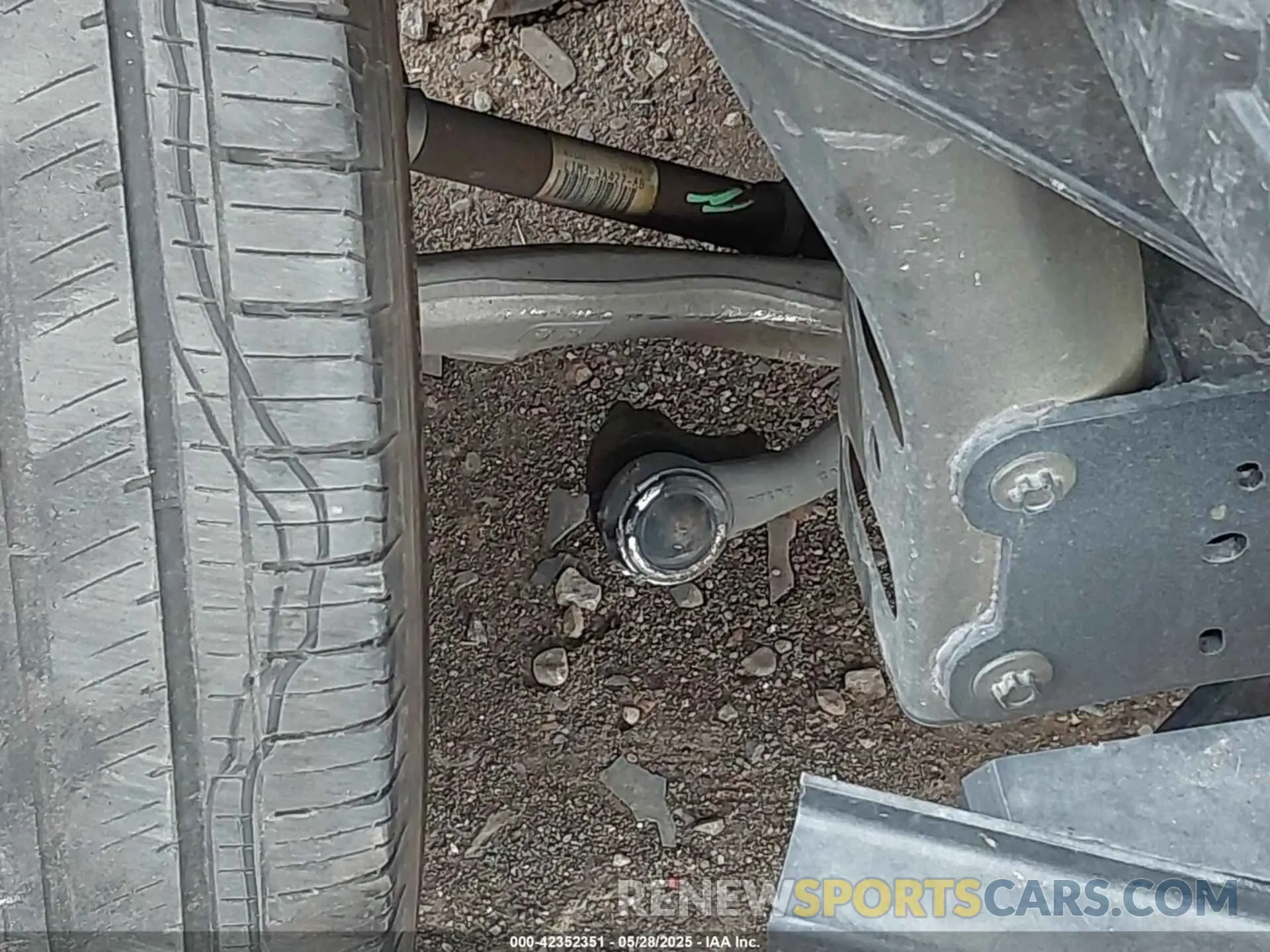 18 Photograph of a damaged car 1FMSK8DH5NGB07914 FORD EXPLORER 2022