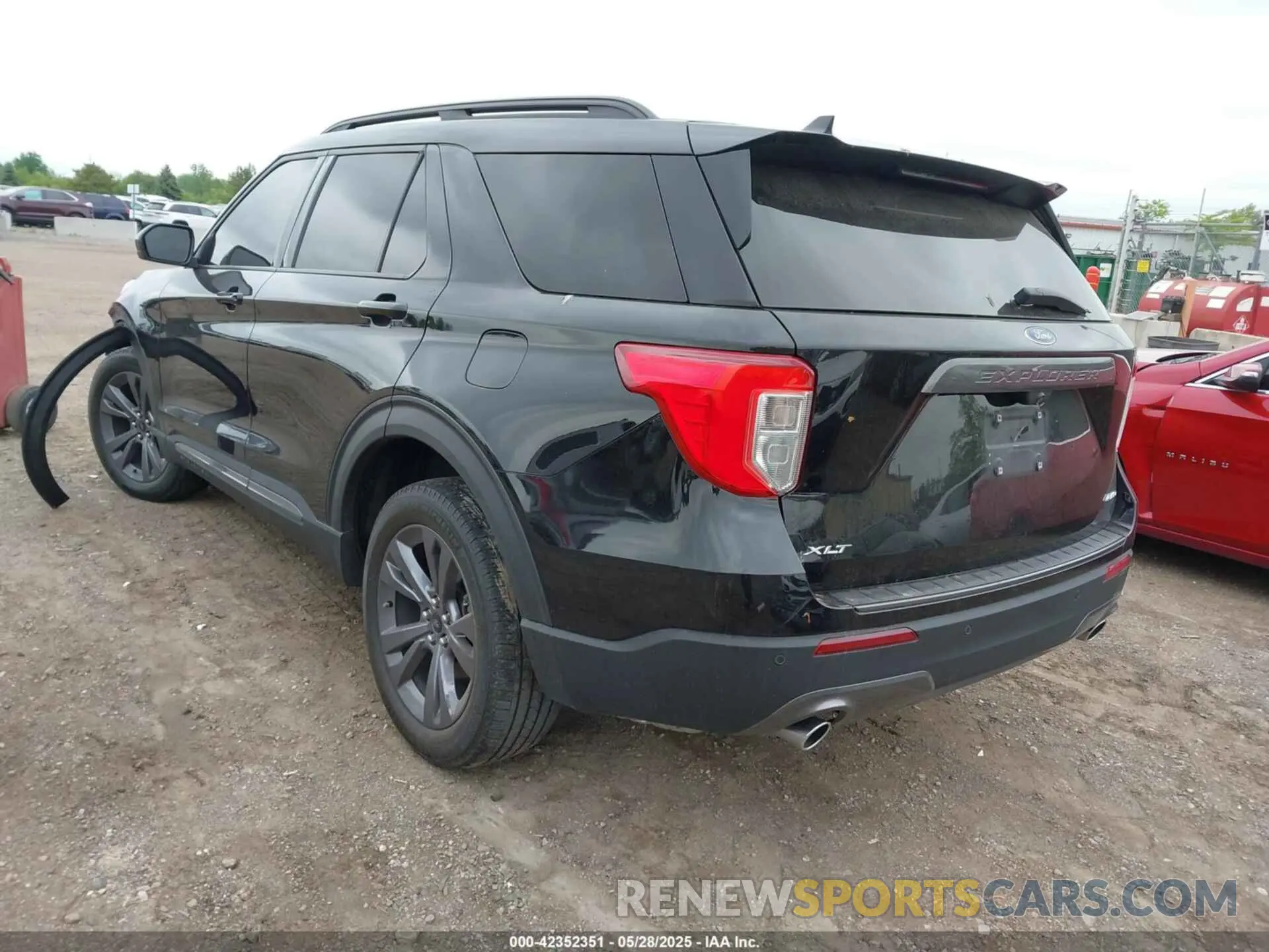 3 Photograph of a damaged car 1FMSK8DH5NGB07914 FORD EXPLORER 2022