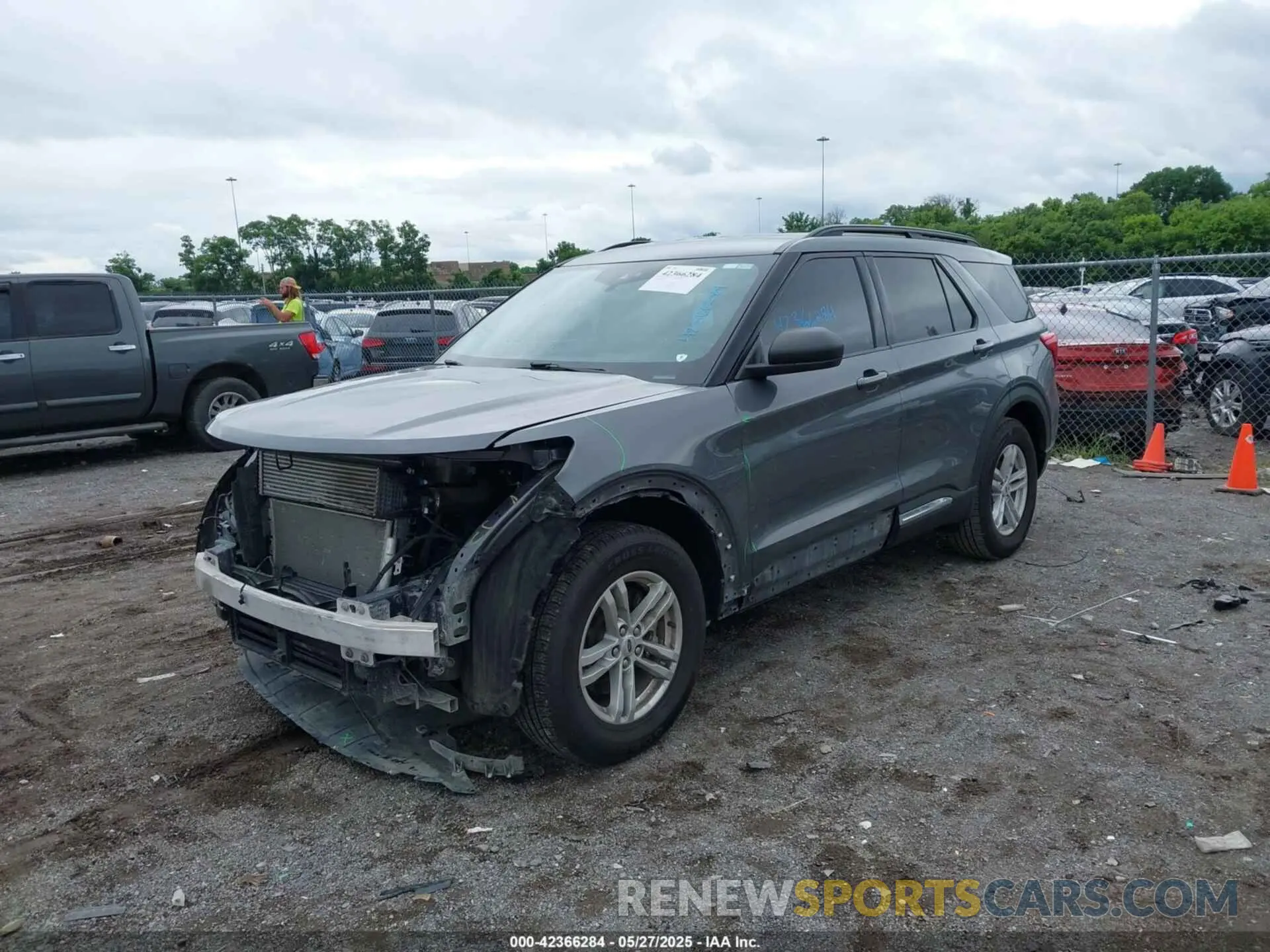 2 Photograph of a damaged car 1FMSK8DH5NGB22171 FORD EXPLORER 2022