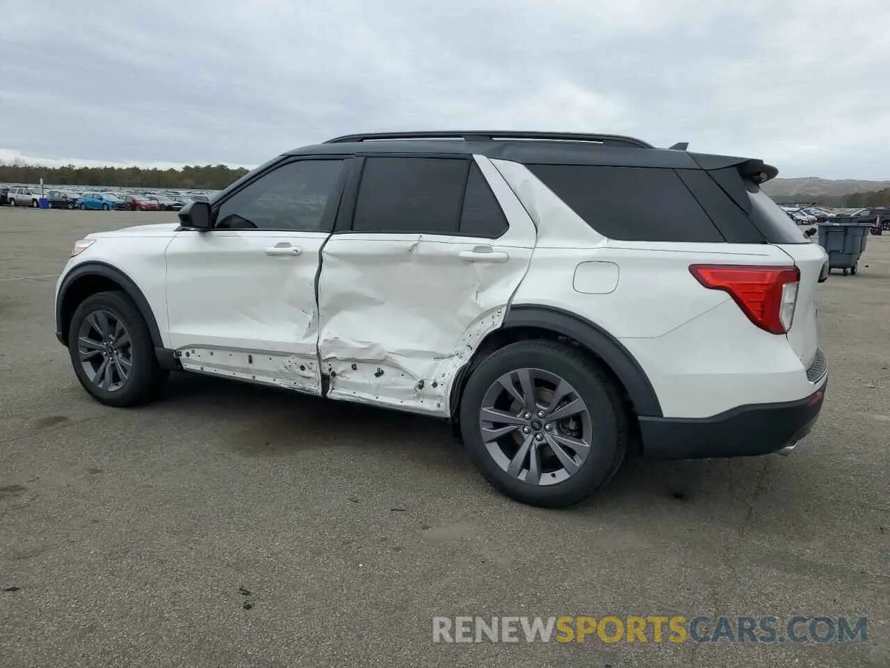 2 Photograph of a damaged car 1FMSK8DH5NGB41934 FORD EXPLORER 2022